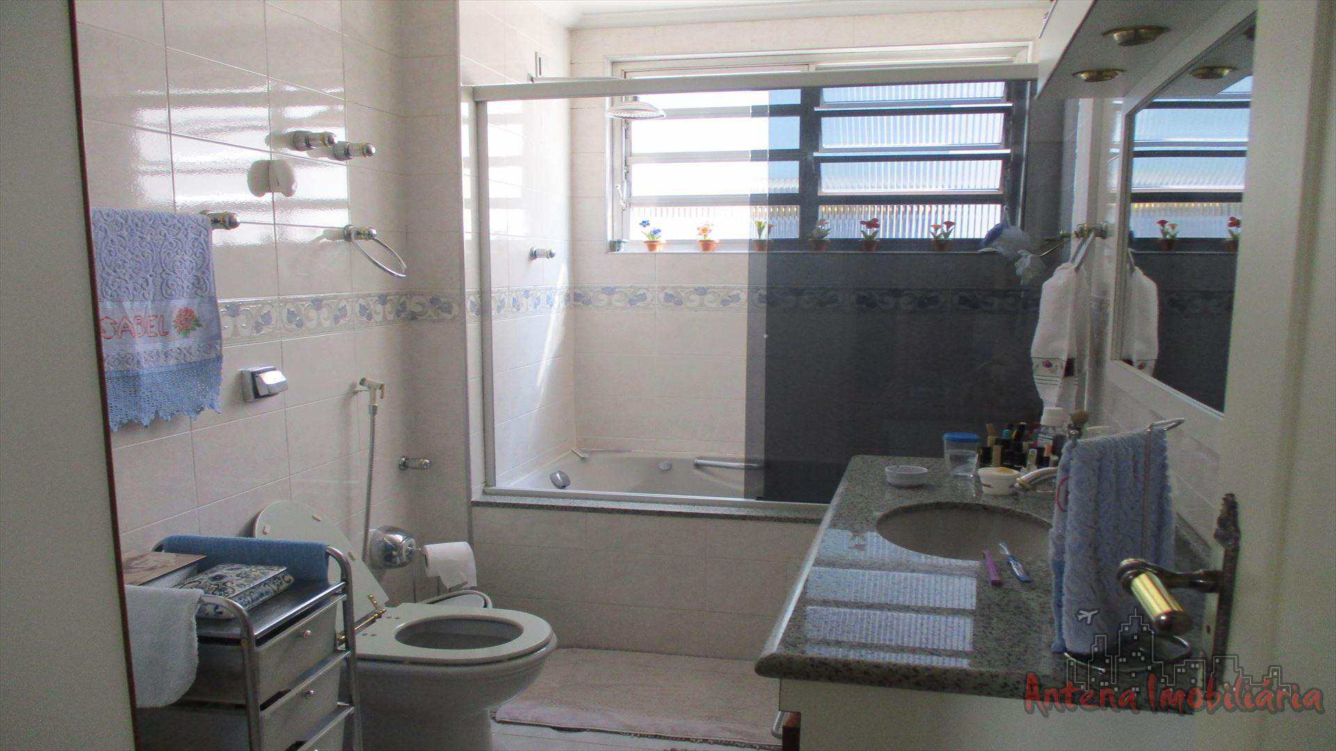 Apartamento à venda com 3 quartos, 150m² - Foto 12