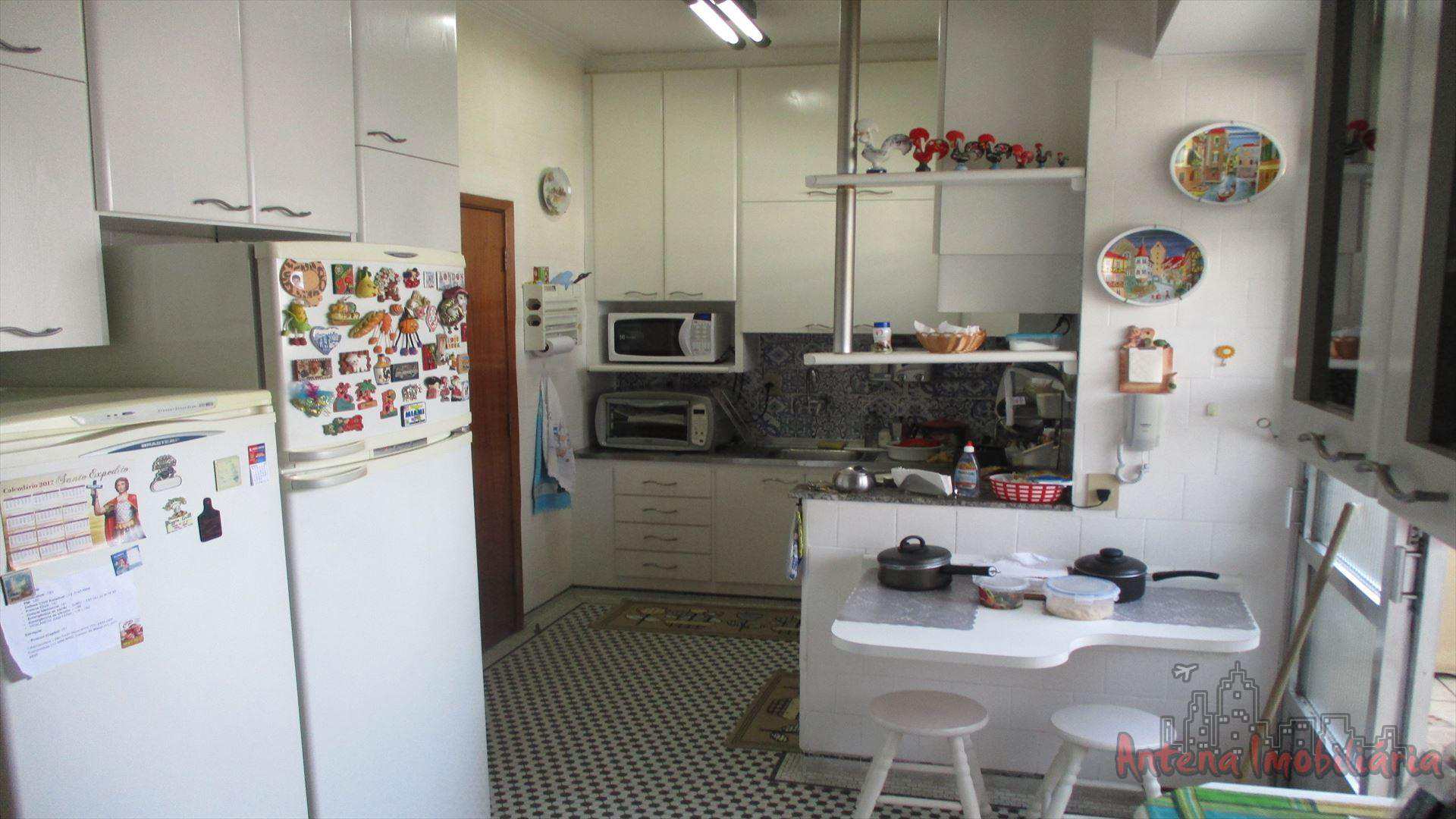 Apartamento à venda com 3 quartos, 150m² - Foto 13