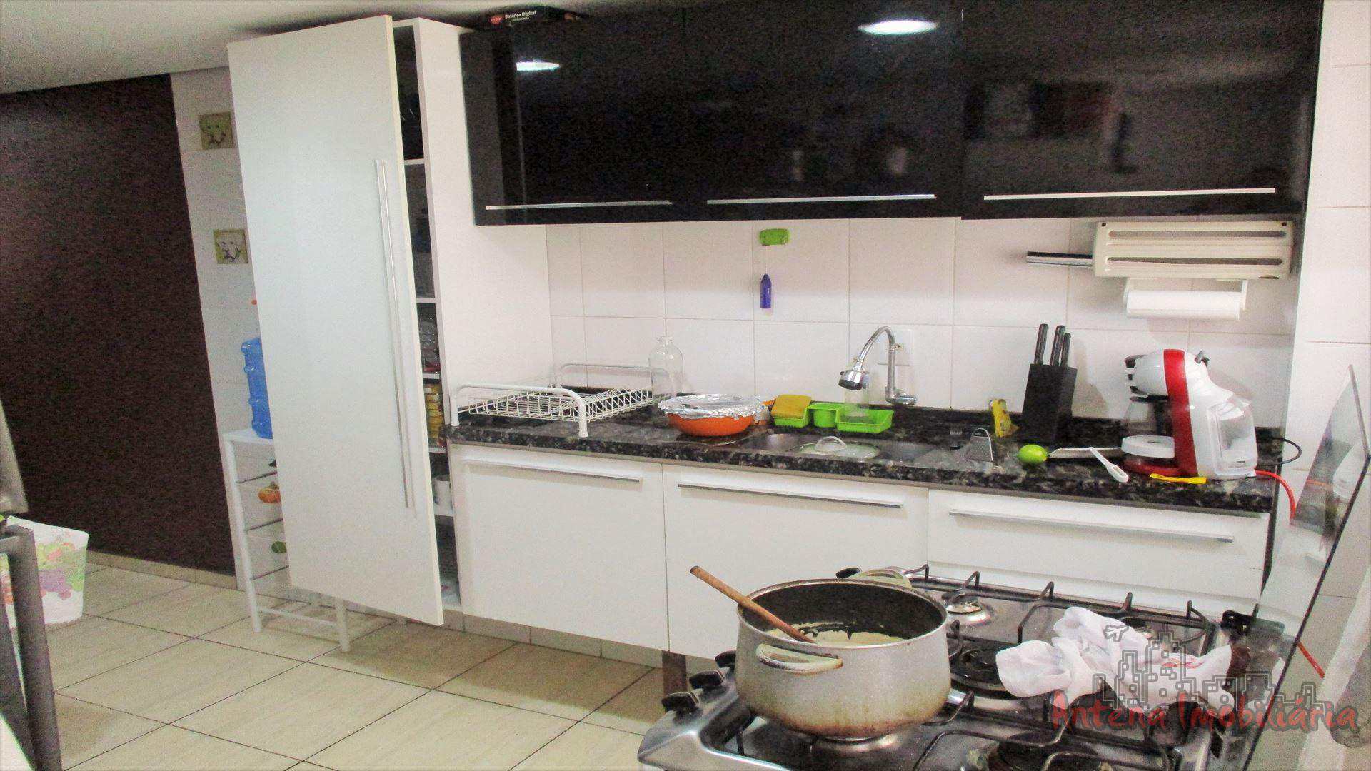 Apartamento à venda com 3 quartos, 124m² - Foto 16