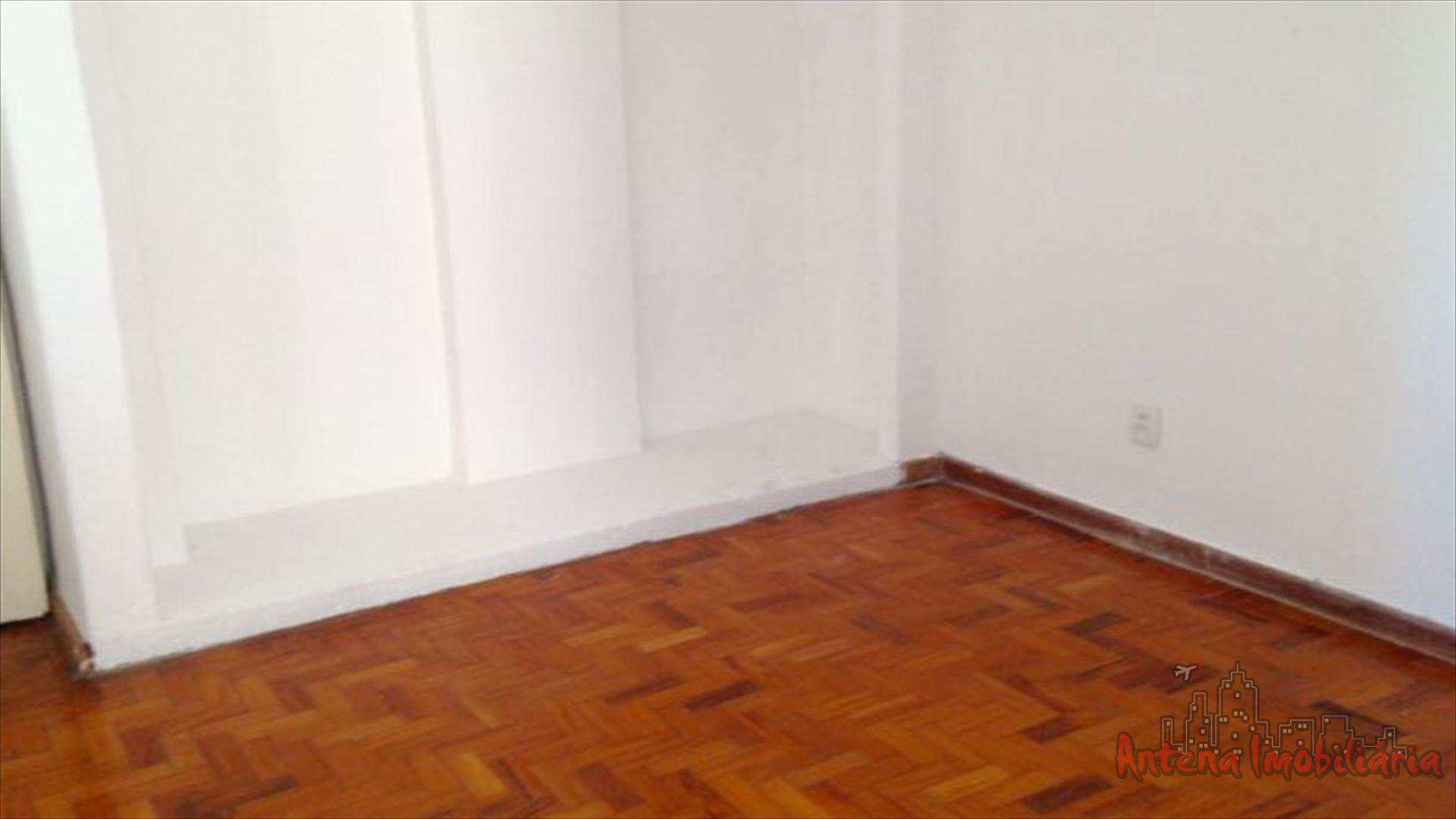 Apartamento à venda com 3 quartos, 138m² - Foto 4