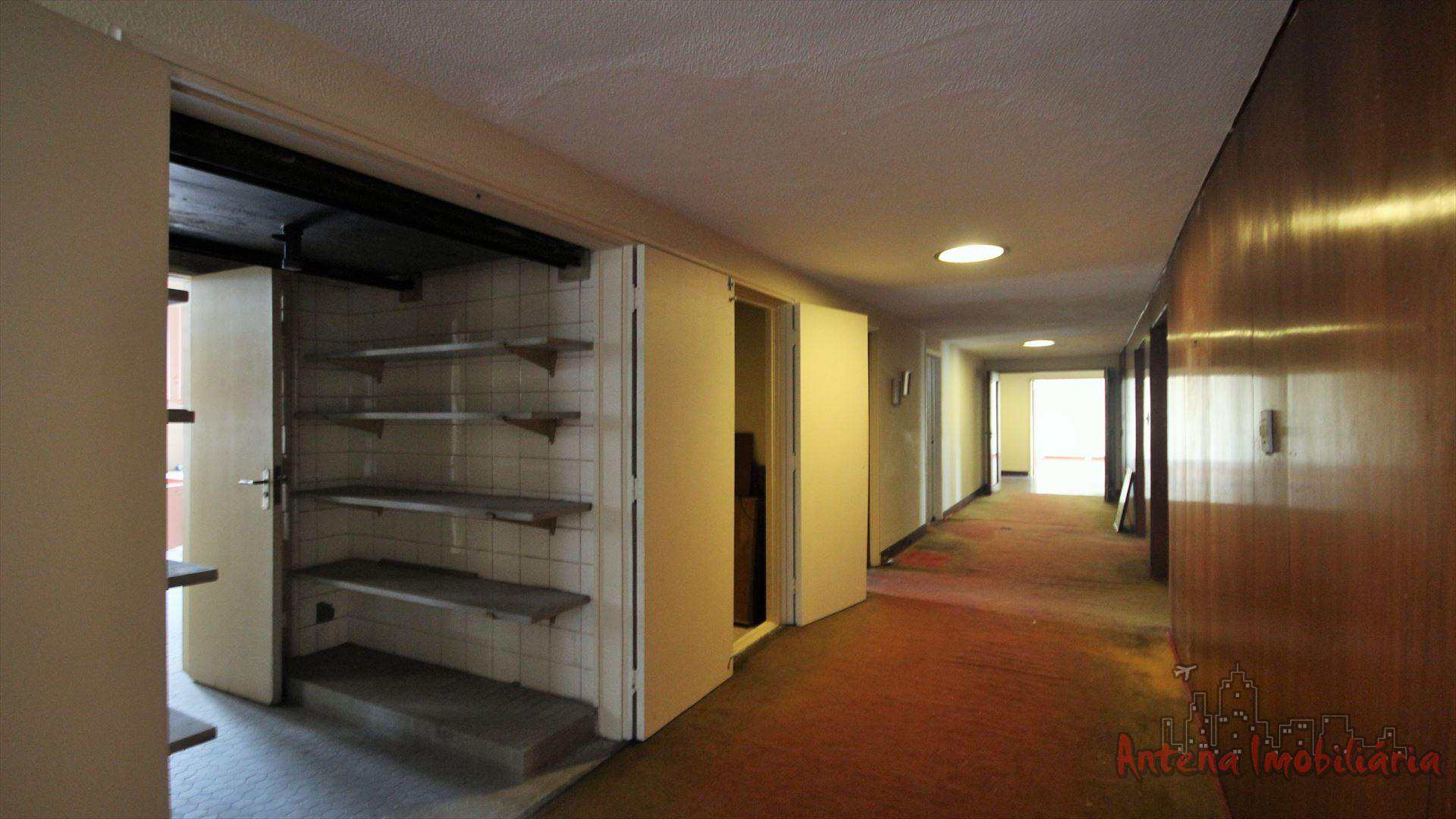 Apartamento à venda com 4 quartos, 370m² - Foto 25