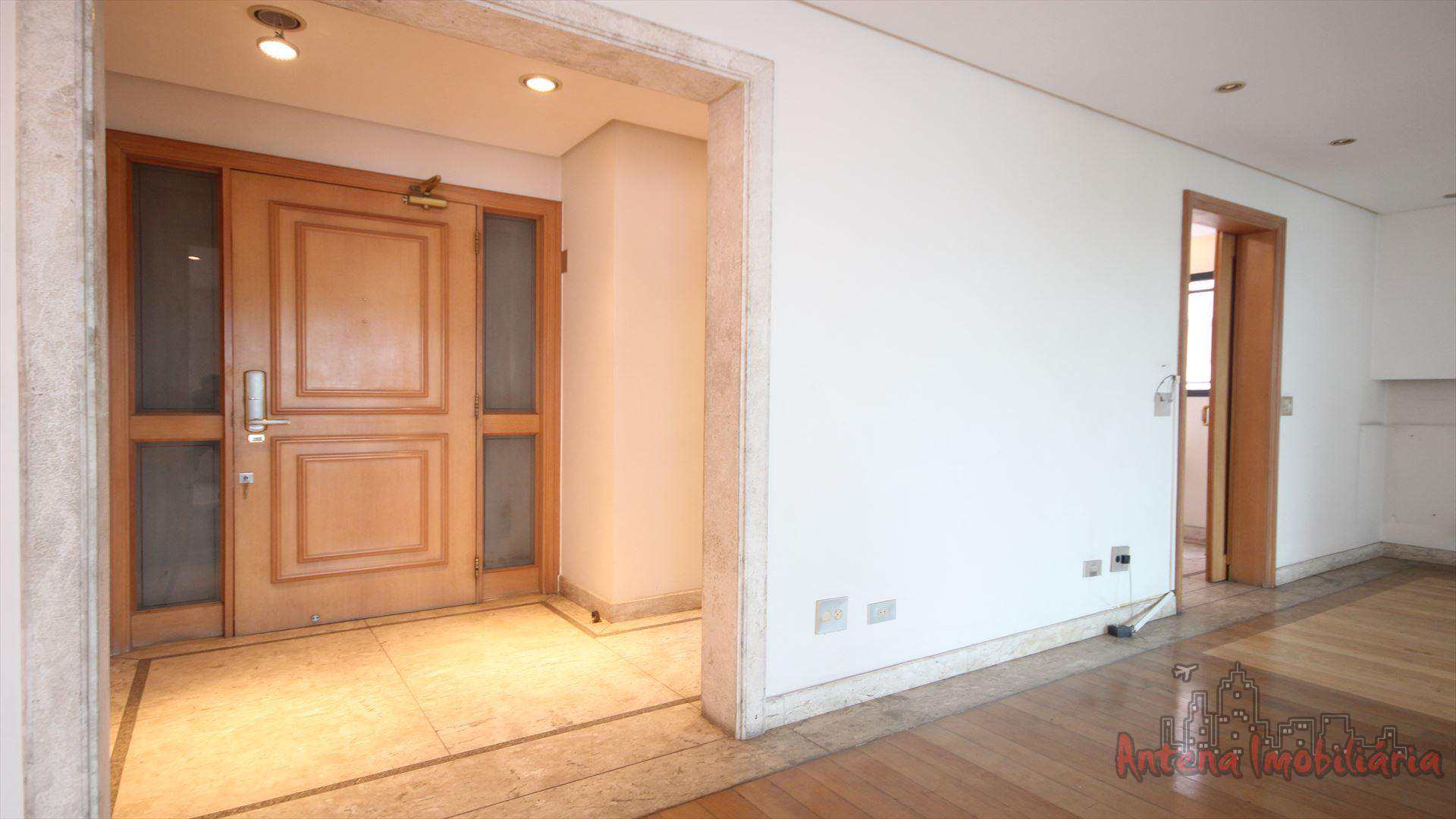 Apartamento à venda com 4 quartos, 202m² - Foto 10