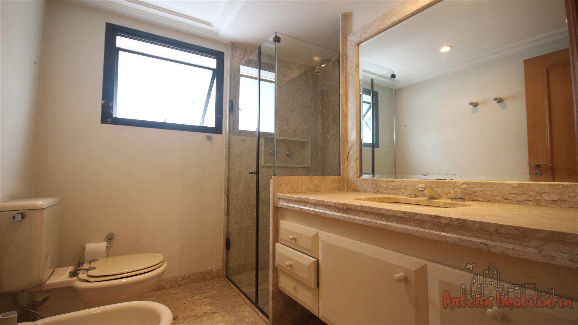 Apartamento à venda com 4 quartos, 202m² - Foto 22