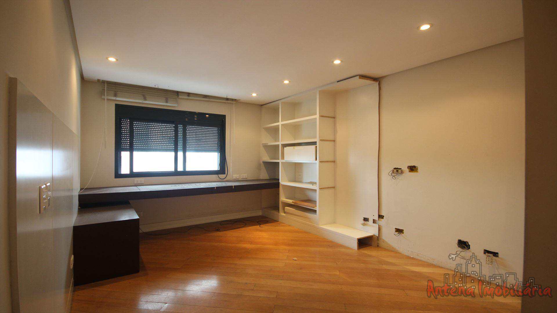 Apartamento à venda com 4 quartos, 202m² - Foto 12