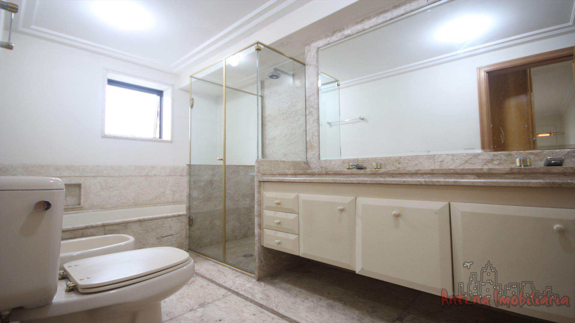 Apartamento à venda com 4 quartos, 202m² - Foto 24