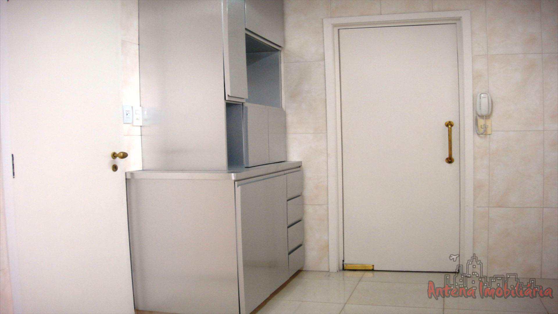 Apartamento à venda com 4 quartos, 204m² - Foto 22