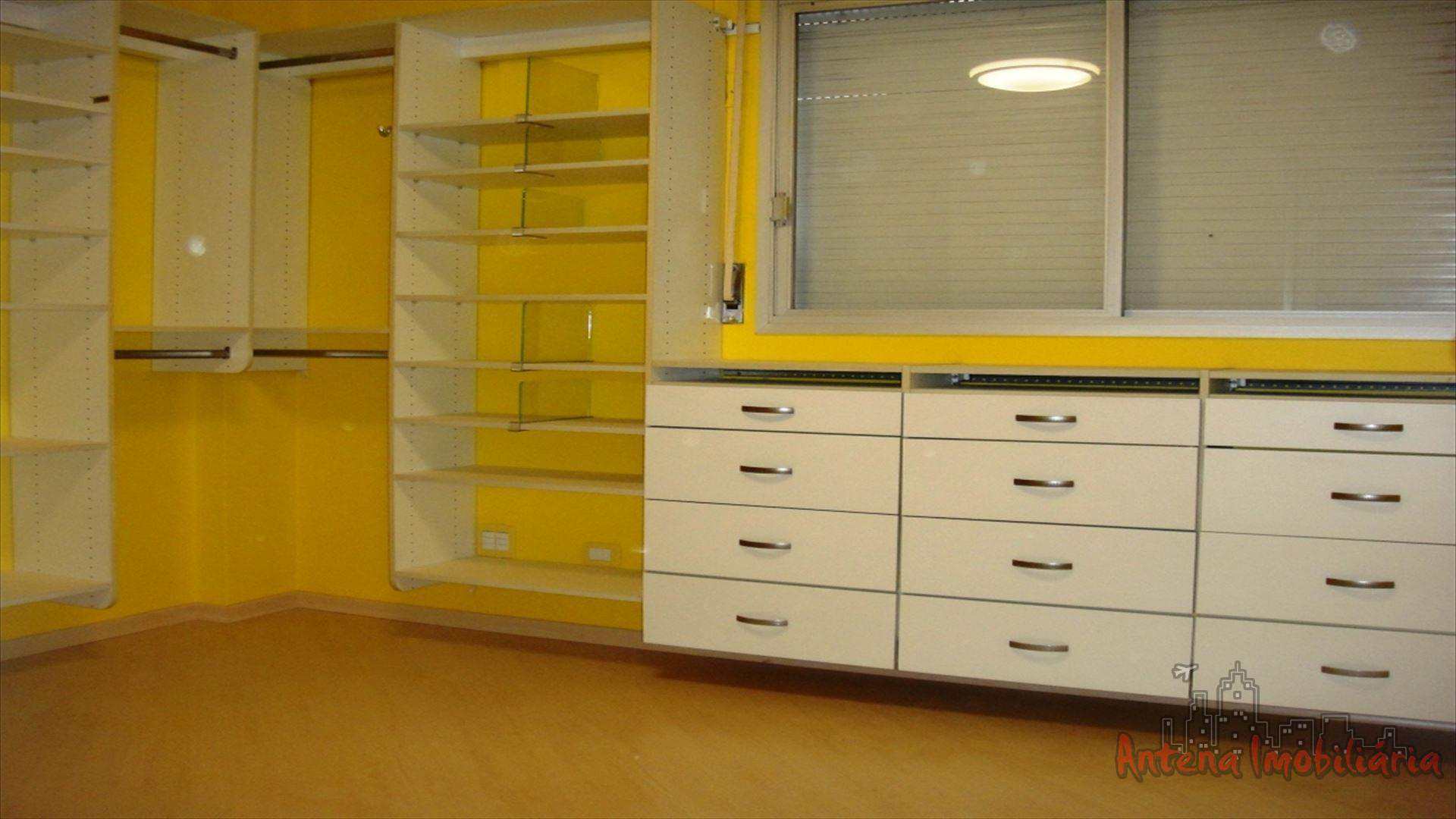 Apartamento à venda com 4 quartos, 204m² - Foto 13