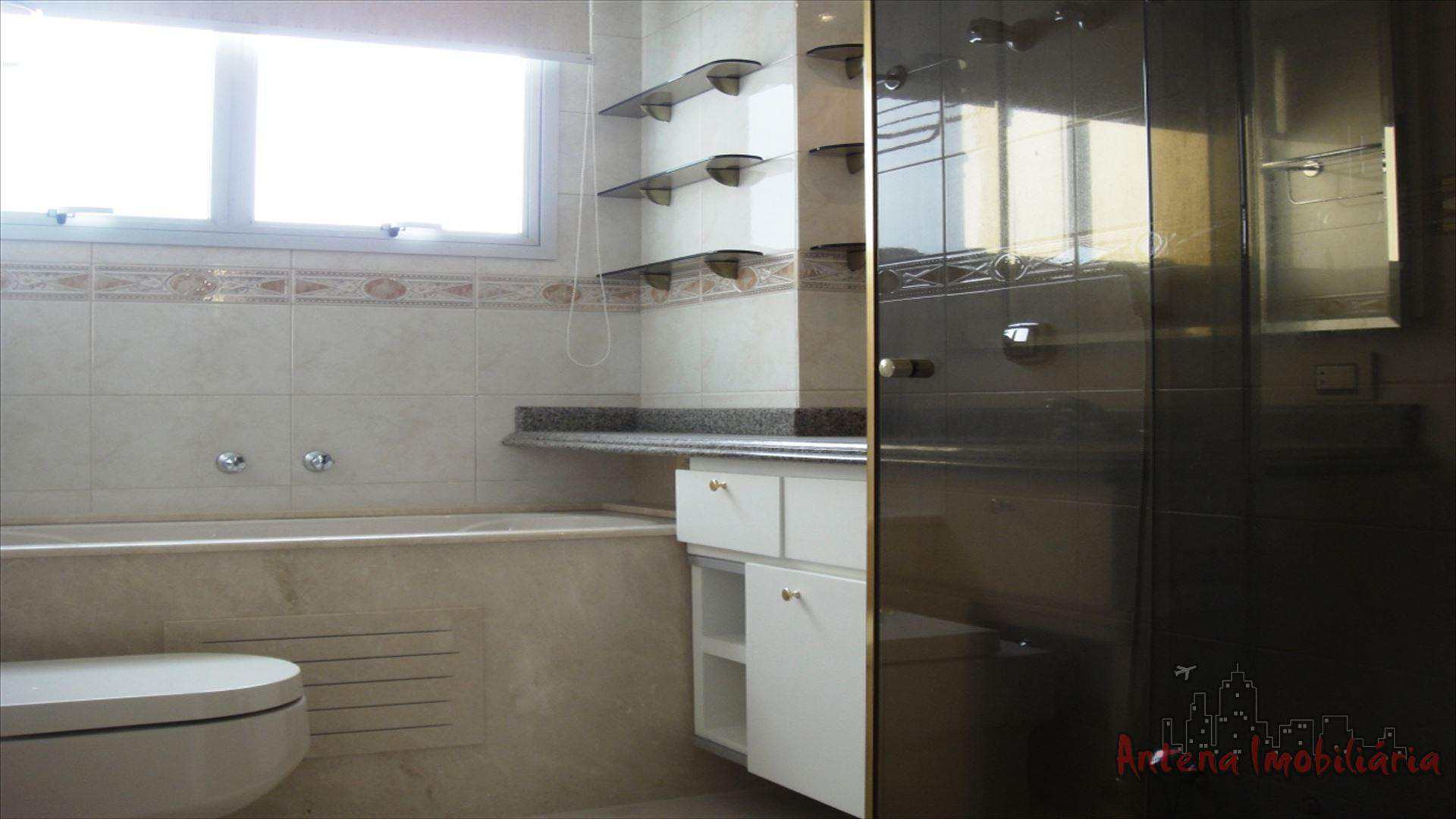 Apartamento à venda com 4 quartos, 204m² - Foto 18