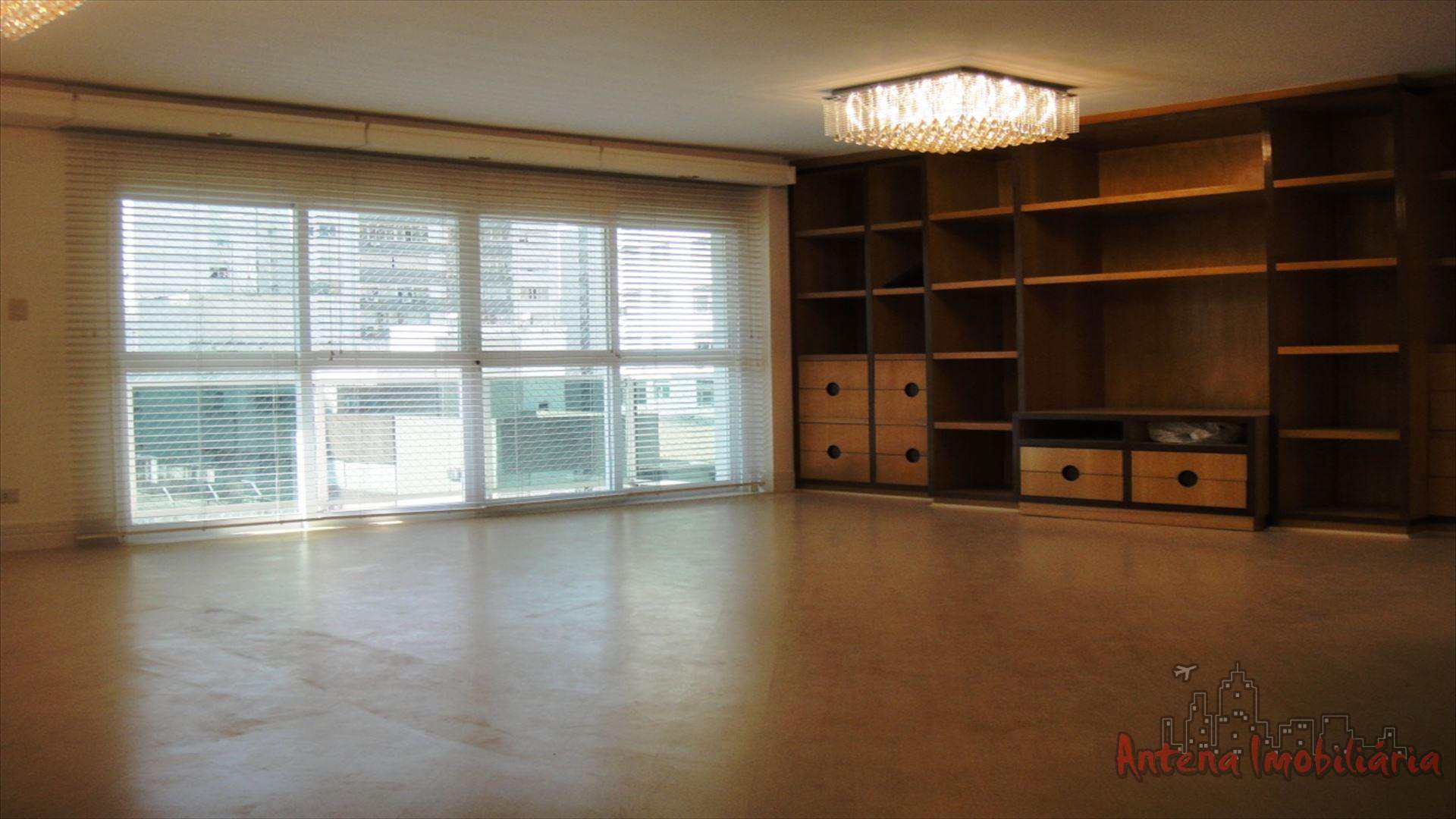 Apartamento à venda com 4 quartos, 204m² - Foto 2