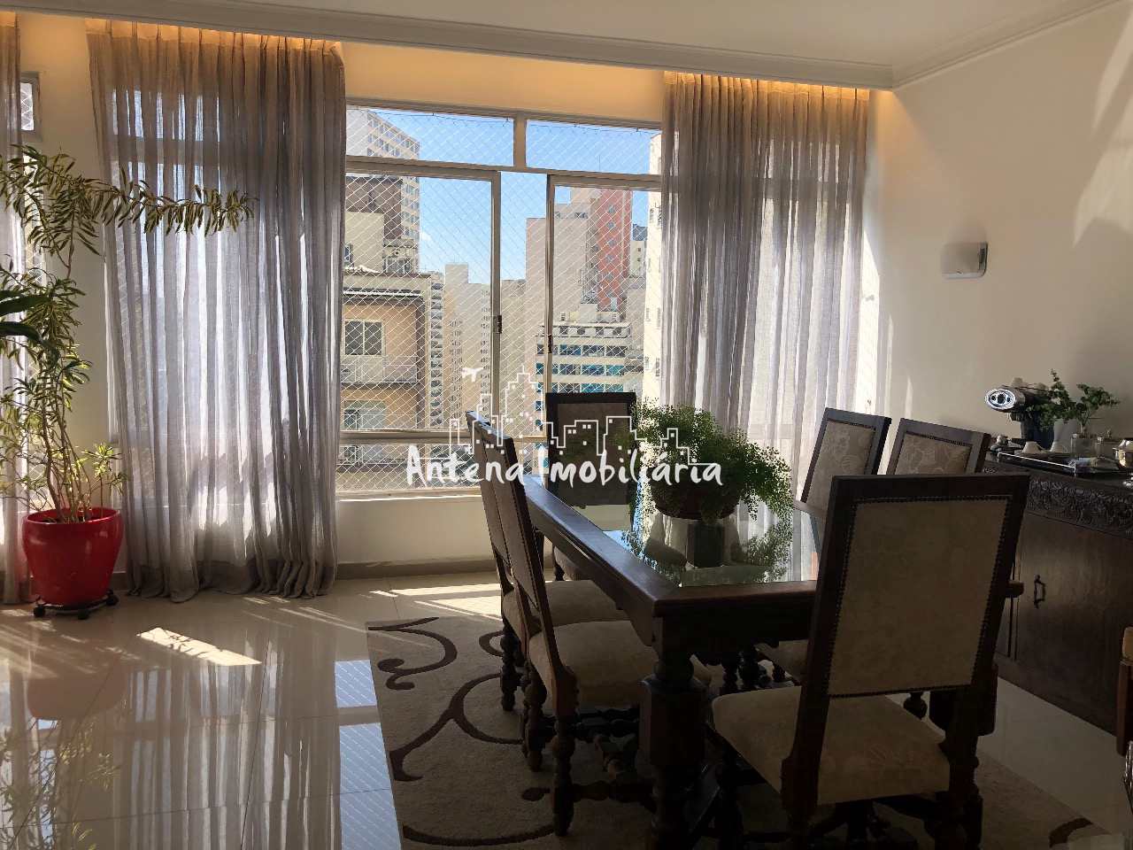 Apartamento à venda com 4 quartos, 245m² - Foto 8