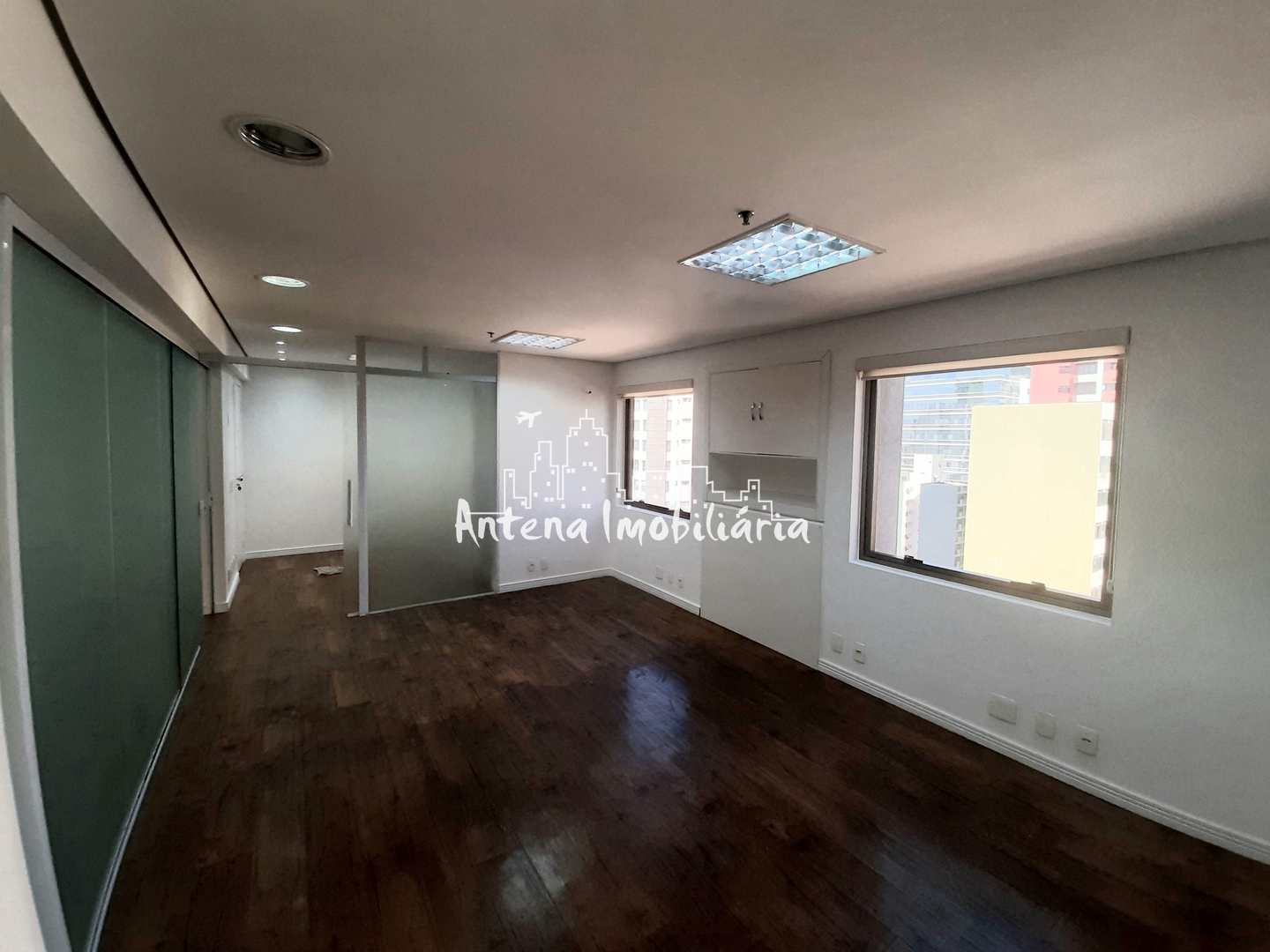 Prédio Inteiro à venda e aluguel, 70m² - Foto 4