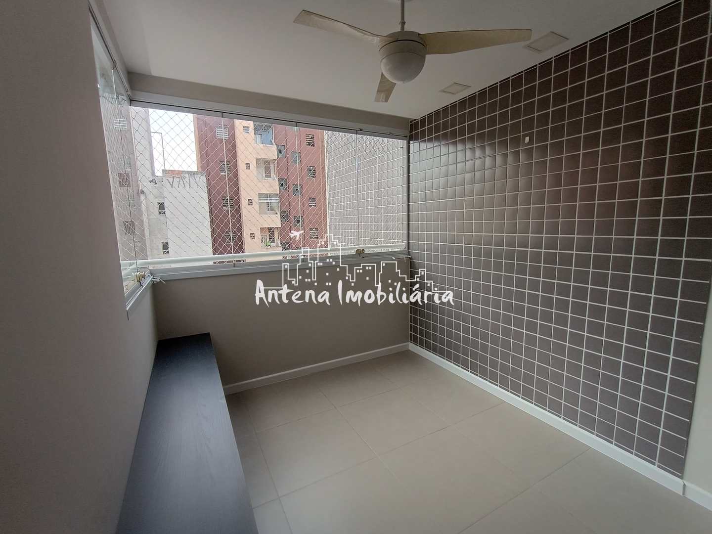 Apartamento à venda com 1 quarto, 37m² - Foto 4