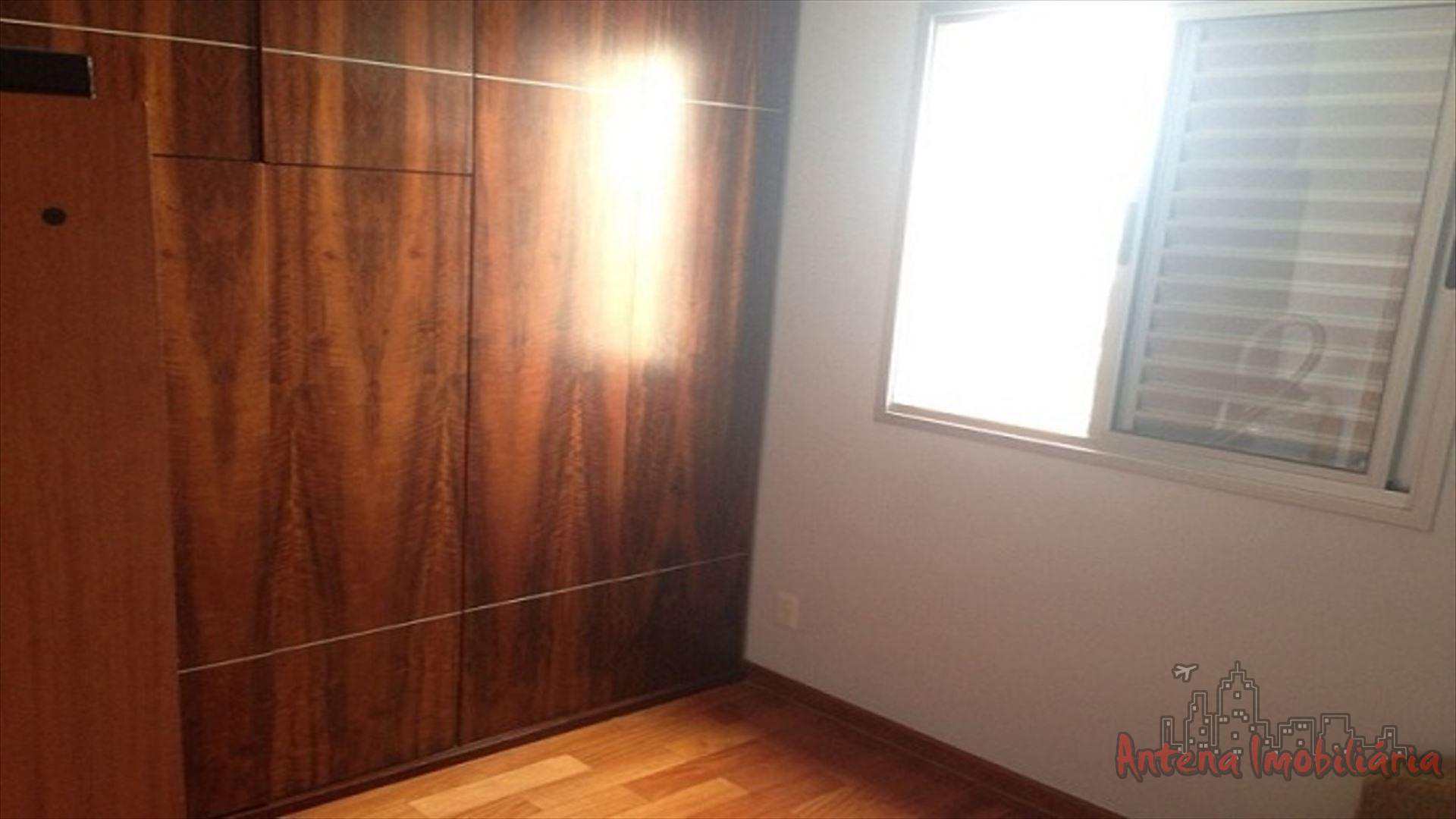 Apartamento à venda com 2 quartos, 67m² - Foto 8