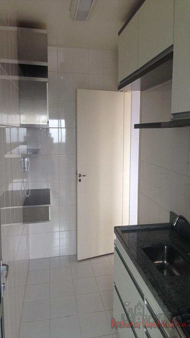 Apartamento à venda com 2 quartos, 67m² - Foto 18