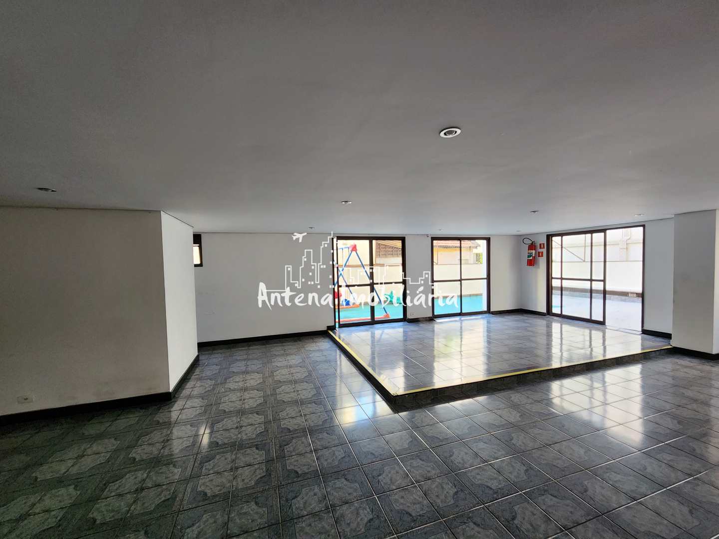 Apartamento para alugar com 2 quartos, 54m² - Foto 14