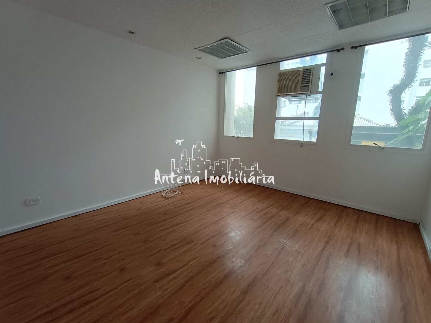 Sala-Conjunto, 30 m² - Foto 1