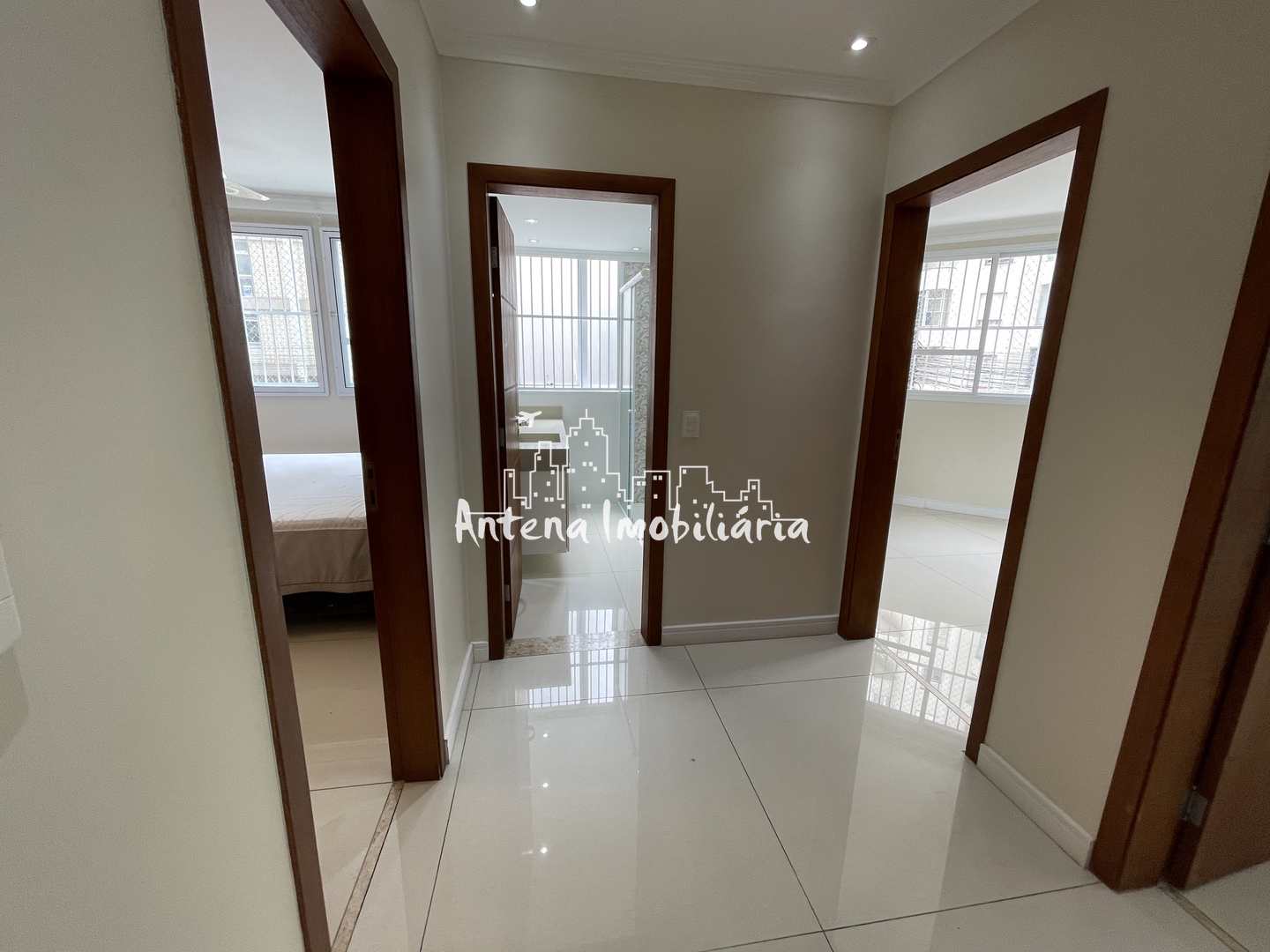 Apartamento à venda e aluguel com 3 quartos, 120m² - Foto 18