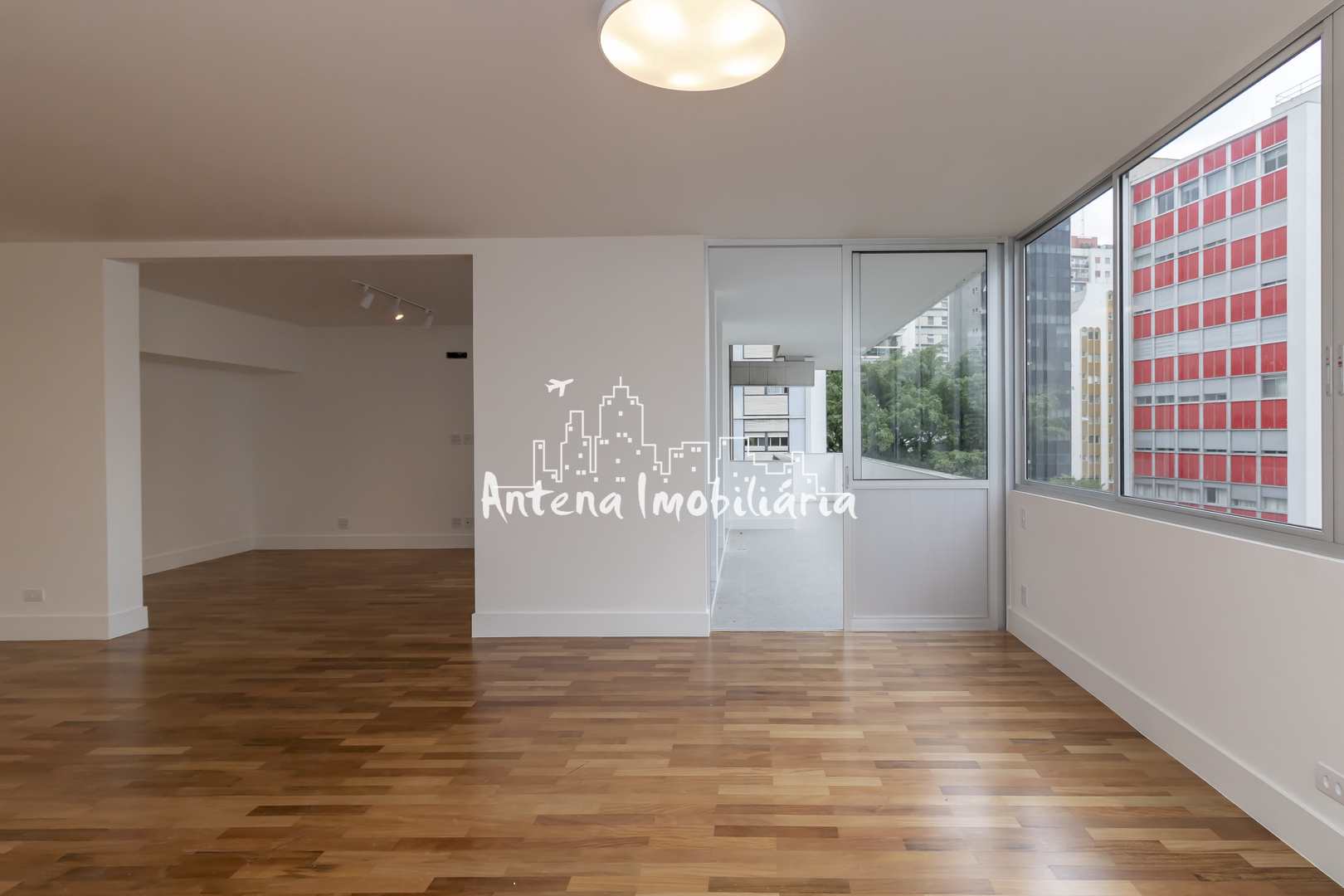 Apartamento à venda com 3 quartos, 270m² - Foto 15