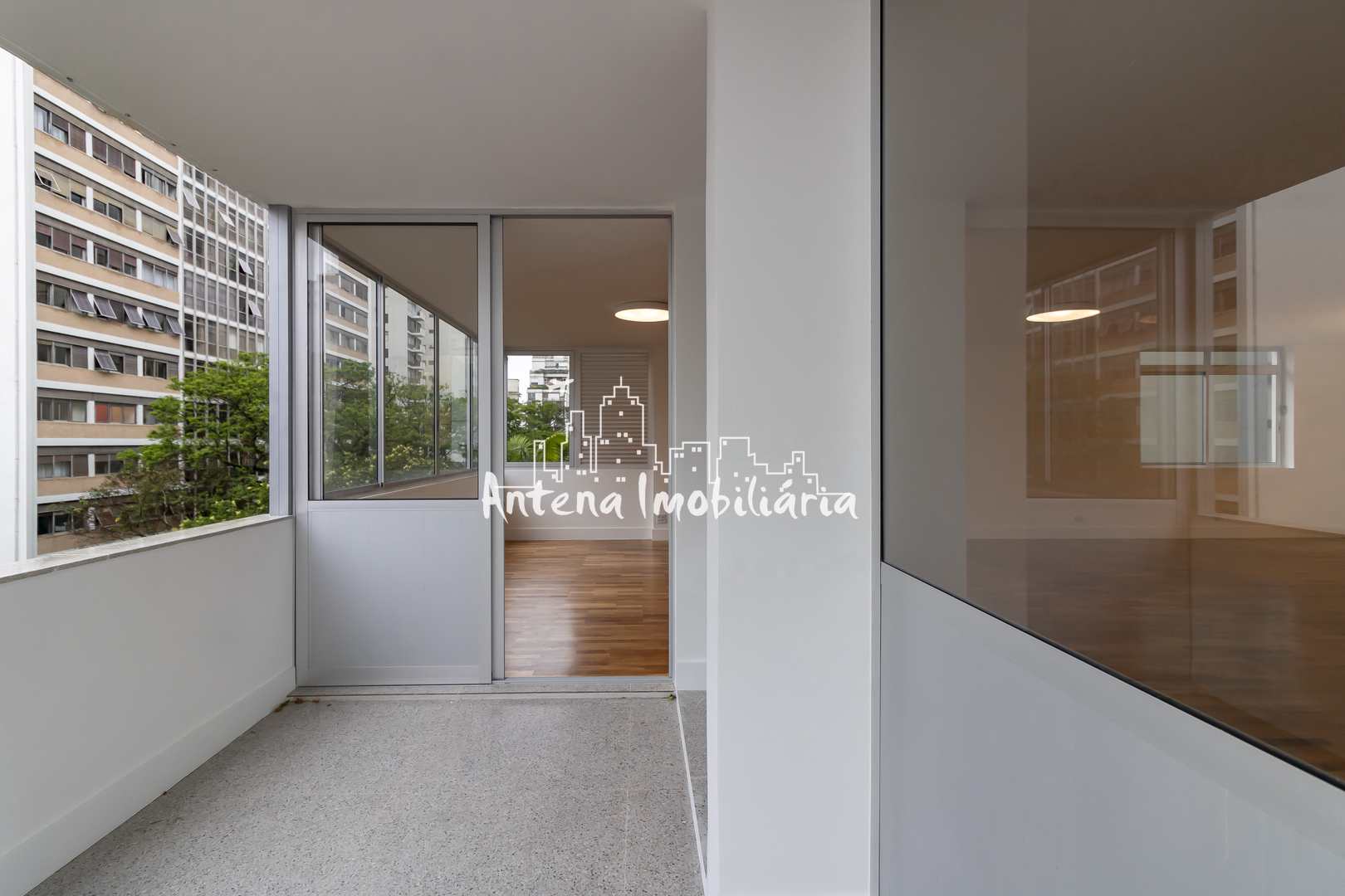 Apartamento à venda com 3 quartos, 270m² - Foto 17