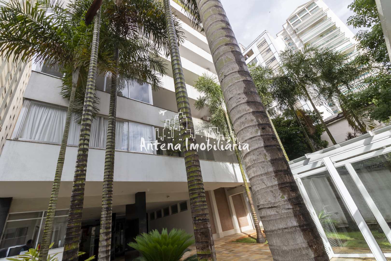 Apartamento à venda com 3 quartos, 270m² - Foto 34