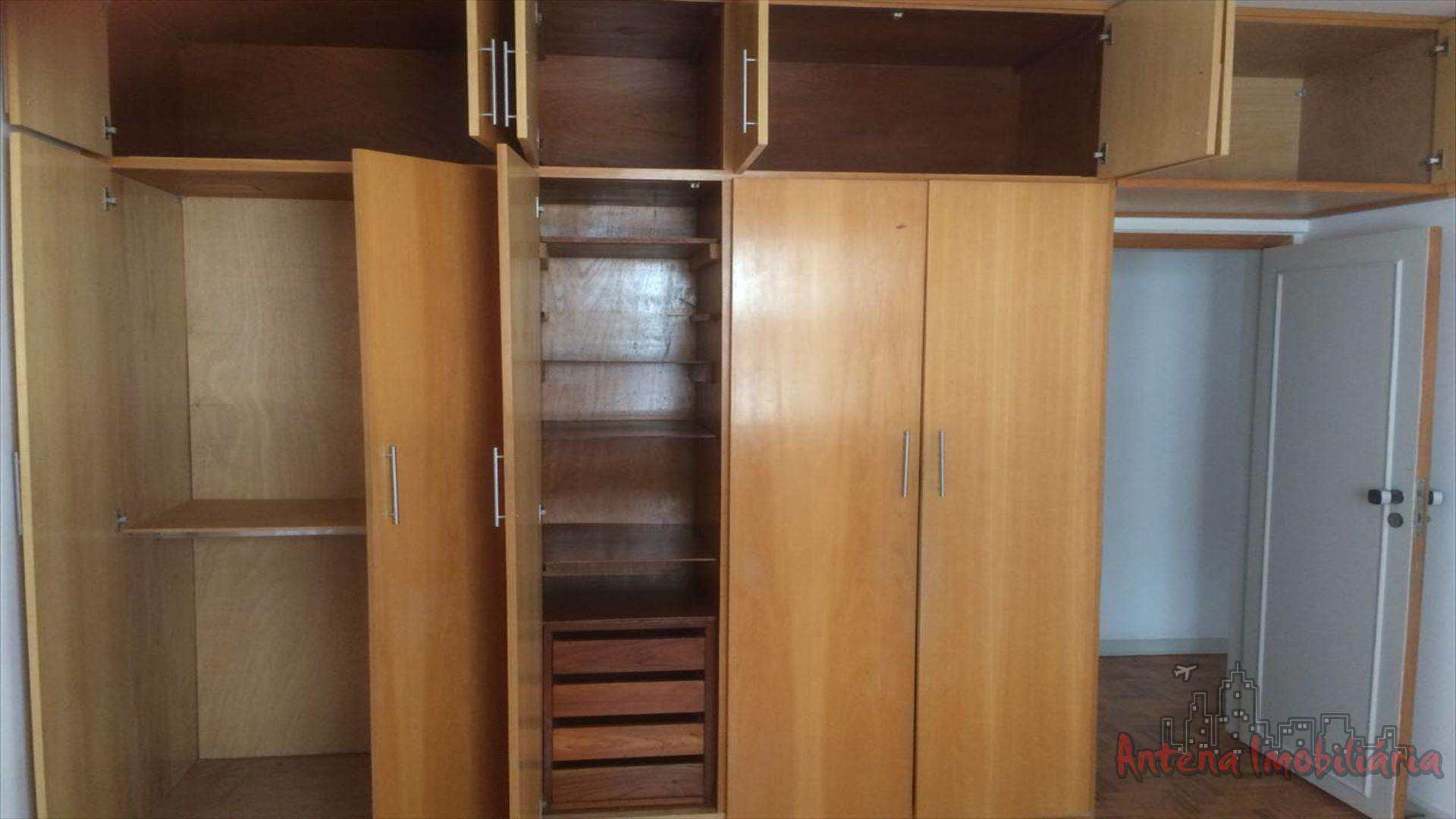 Apartamento à venda com 3 quartos, 182m² - Foto 6