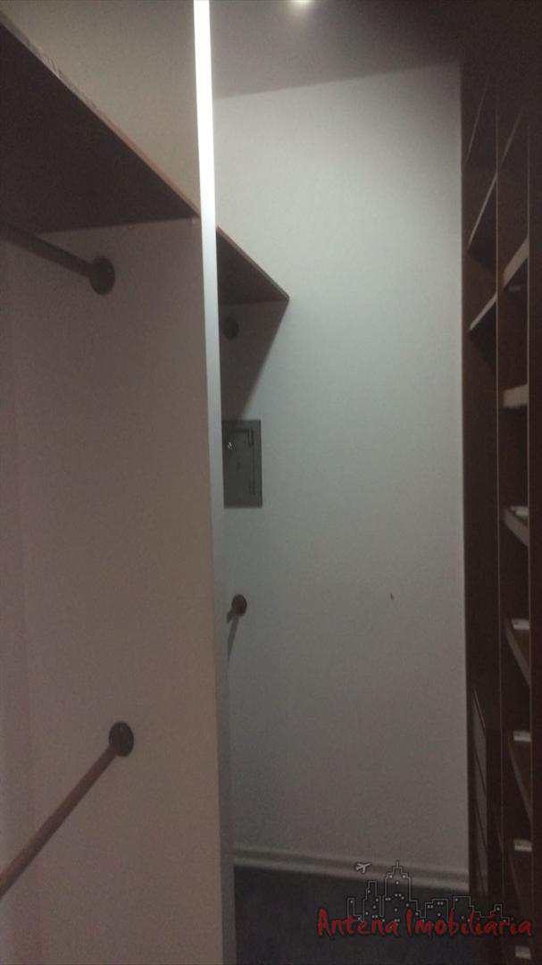 Apartamento à venda com 3 quartos, 182m² - Foto 10