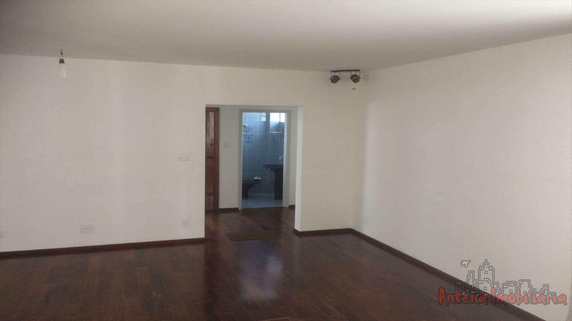 Apartamento à venda com 3 quartos, 182m² - Foto 3