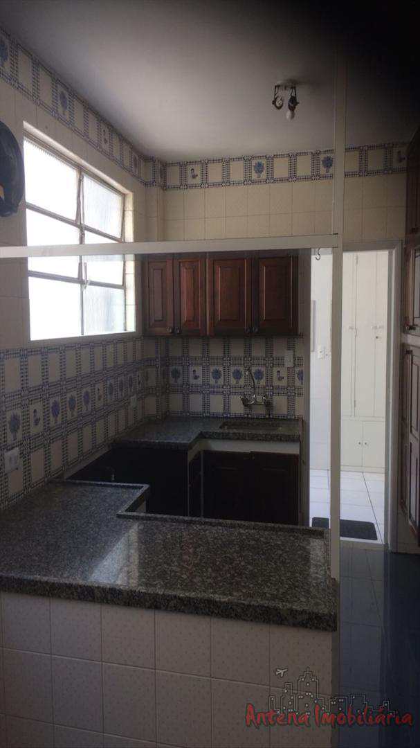 Apartamento à venda com 3 quartos, 182m² - Foto 14