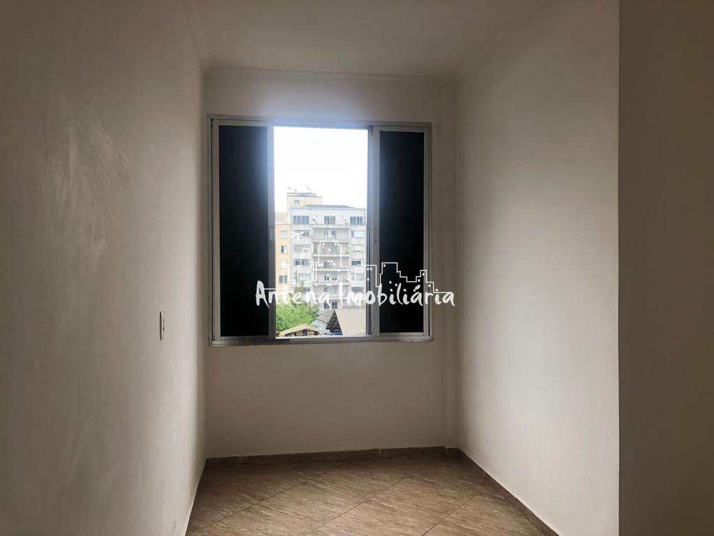 Apartamento à venda com 1 quarto, 45m² - Foto 1