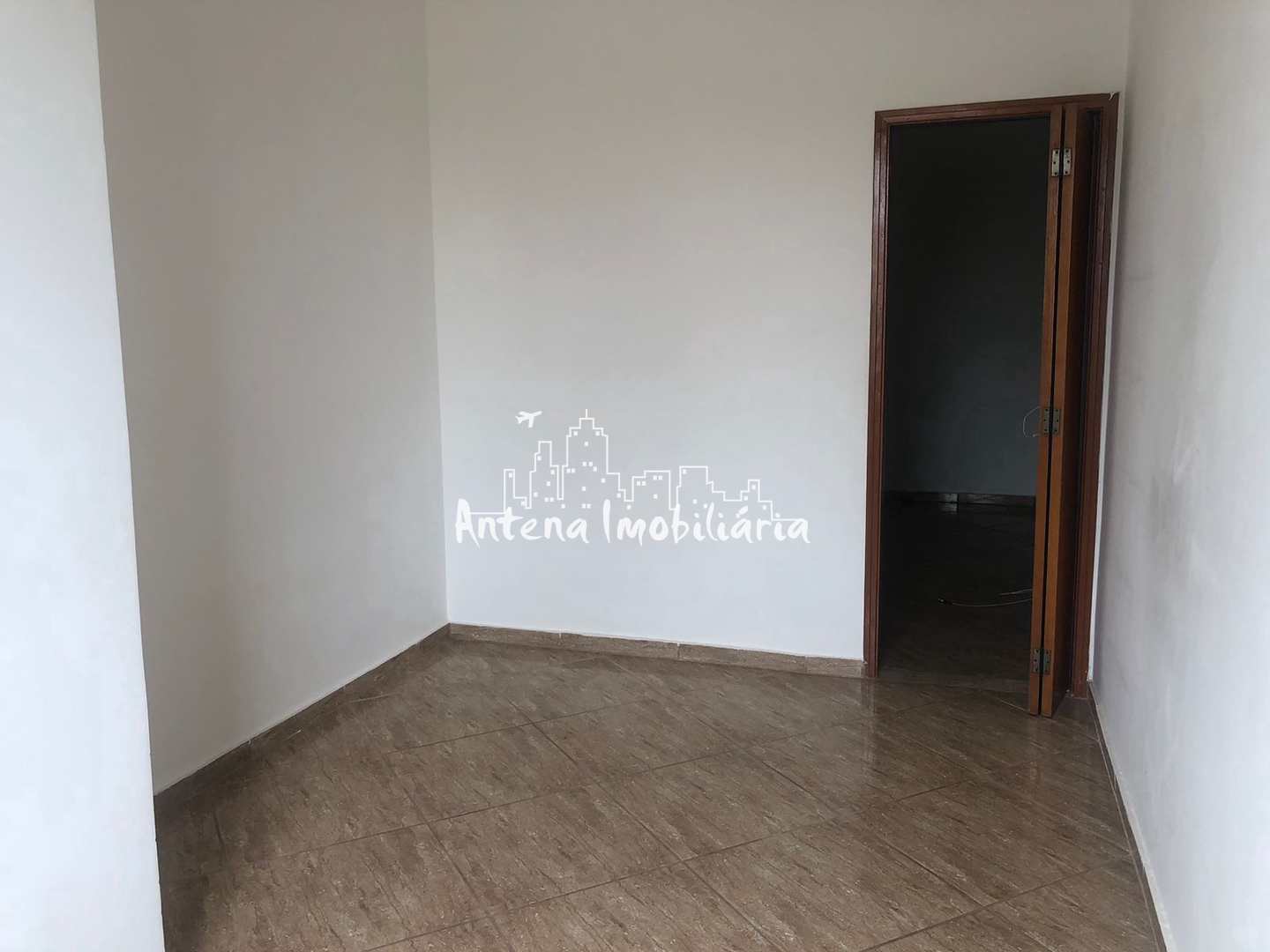 Apartamento à venda com 1 quarto, 45m² - Foto 2