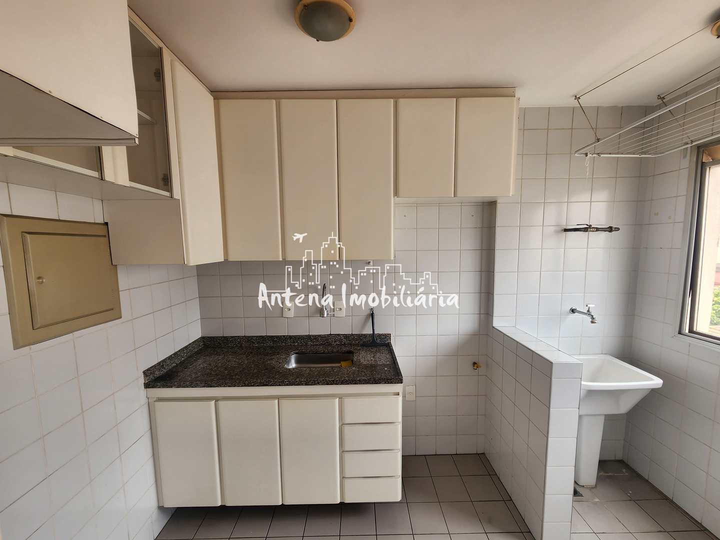 Apartamento para alugar com 1 quarto, 37m² - Foto 9