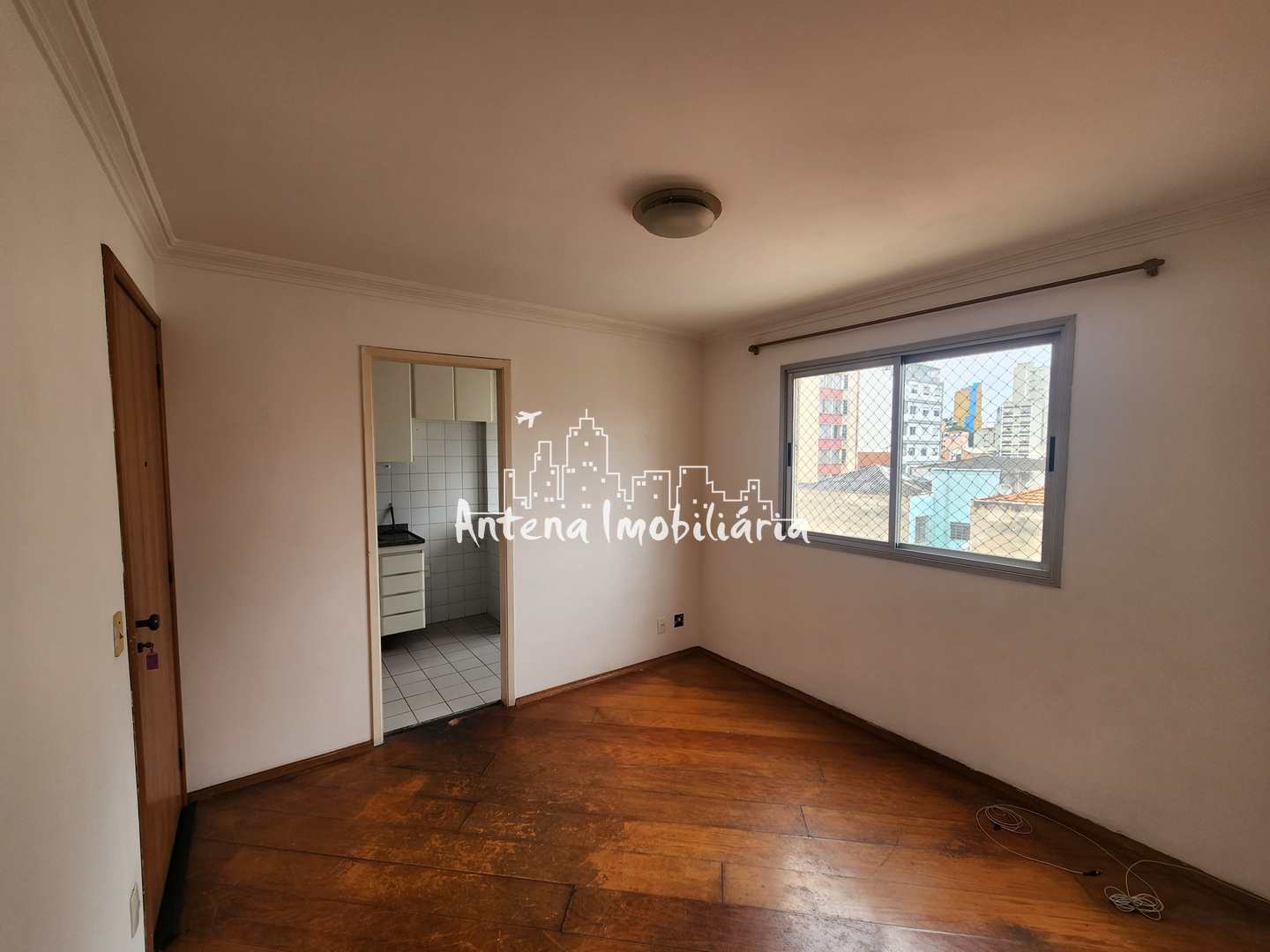 Apartamento para alugar com 1 quarto, 37m² - Foto 2