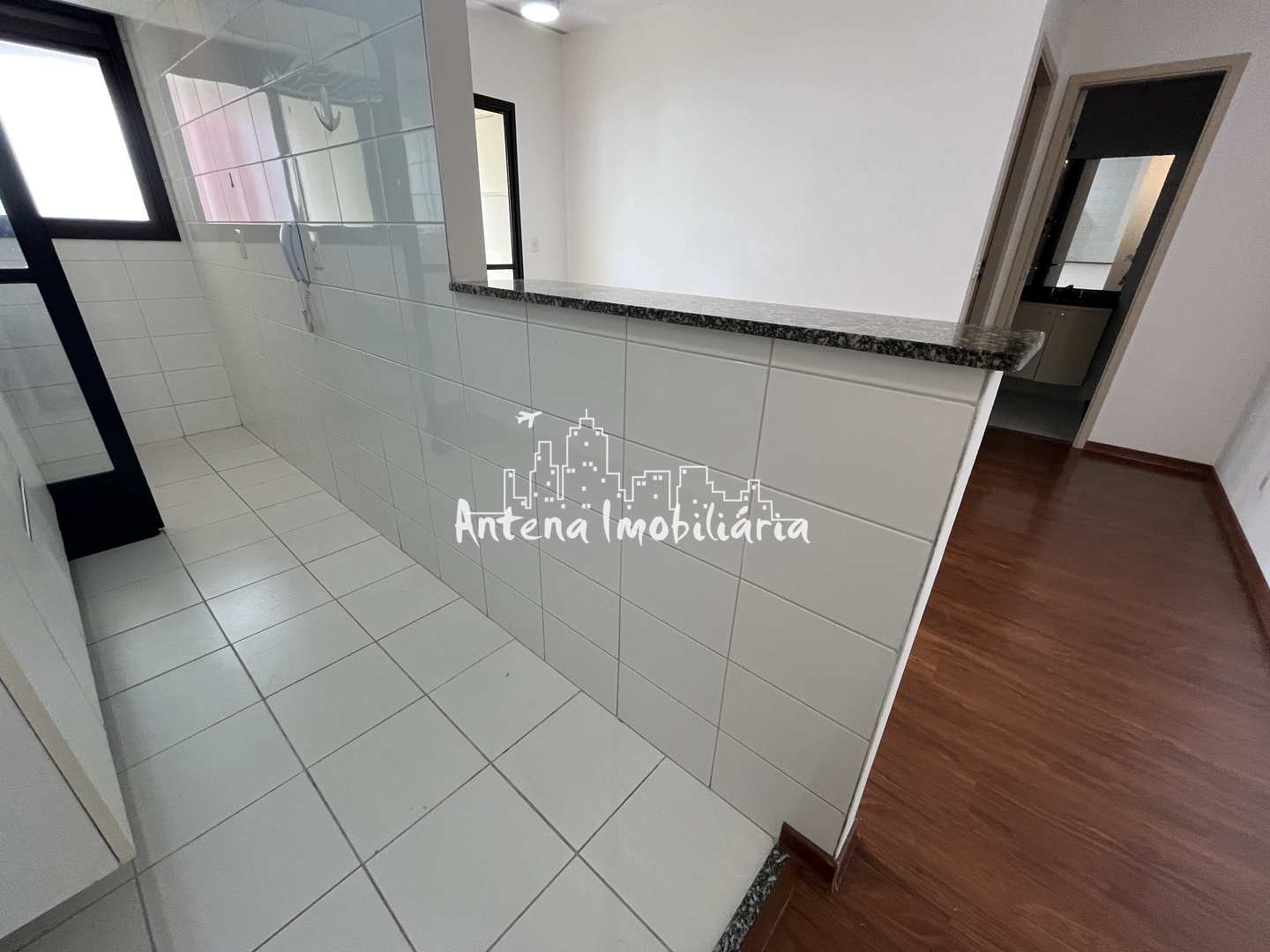 Apartamento para alugar com 1 quarto, 43m² - Foto 12