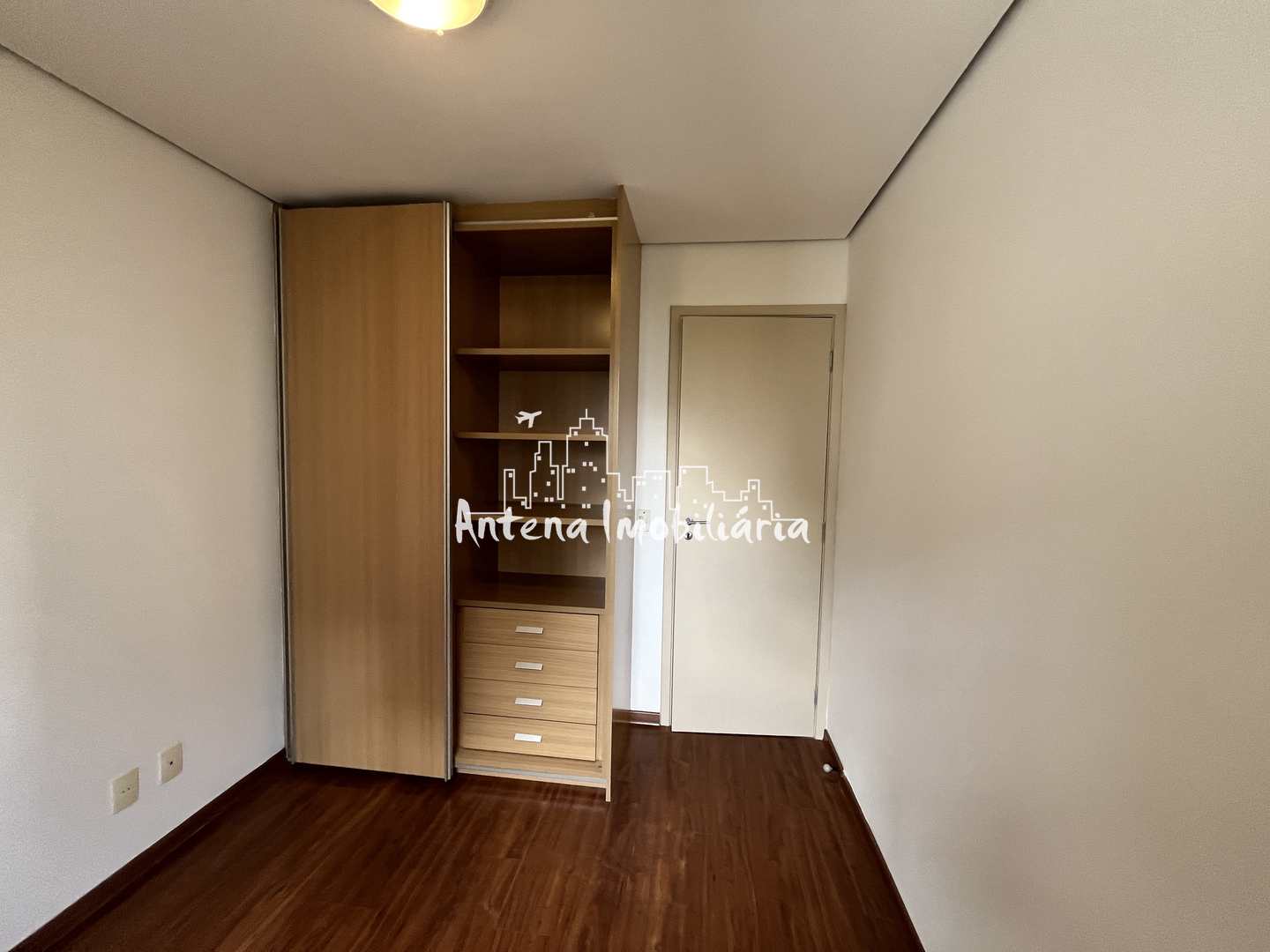 Apartamento para alugar com 1 quarto, 43m² - Foto 9