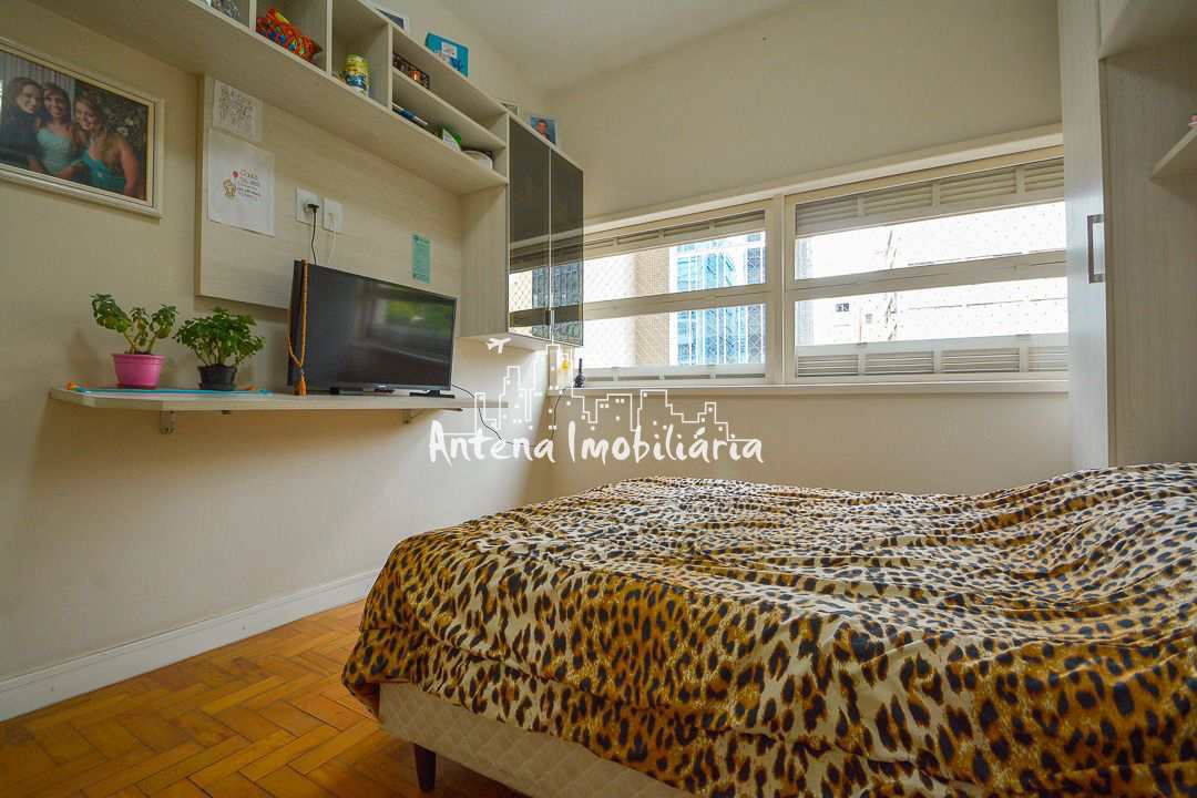 Apartamento à venda com 3 quartos, 143m² - Foto 14