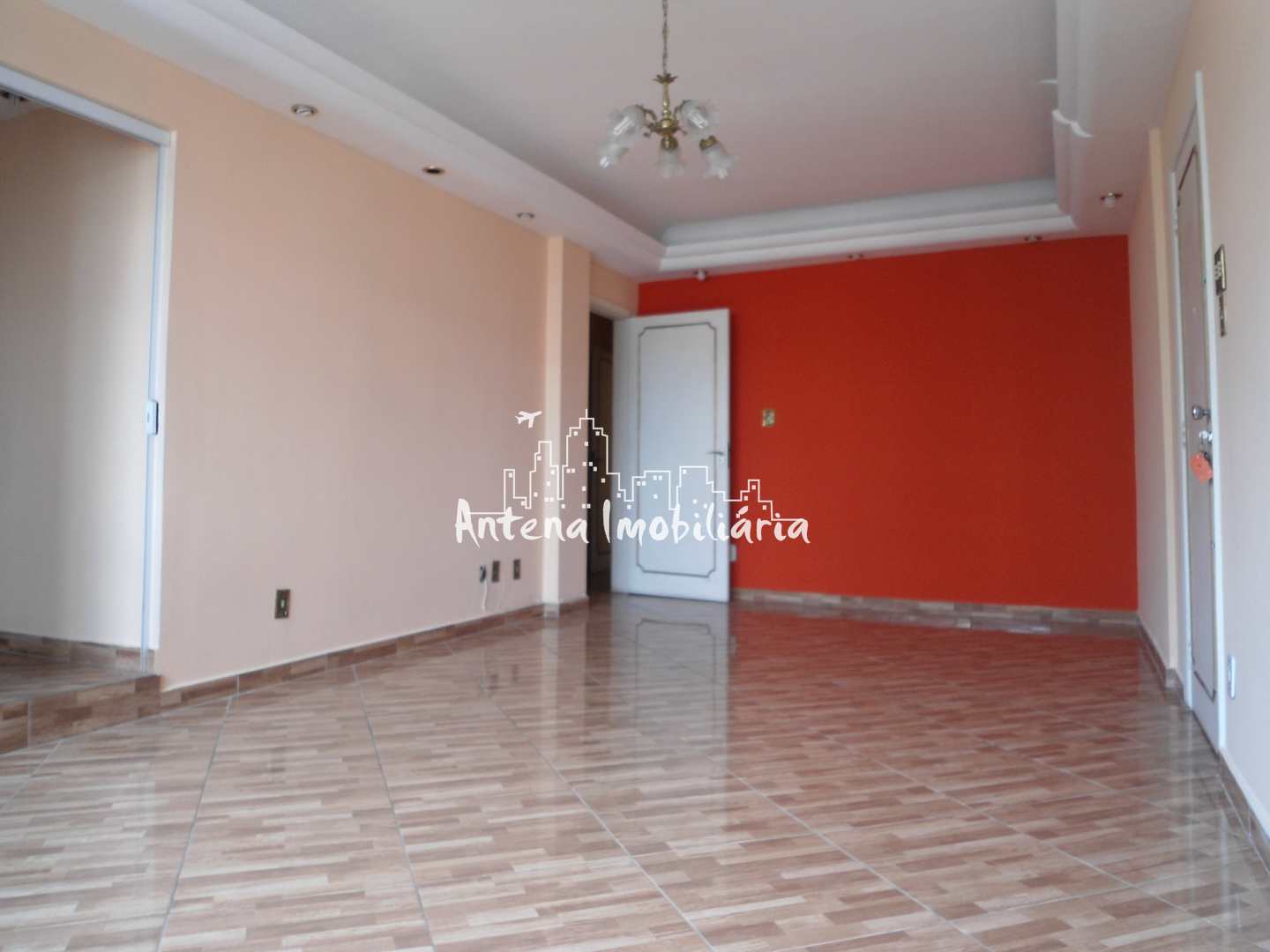 Apartamento à venda com 2 quartos, 100m² - Foto 3