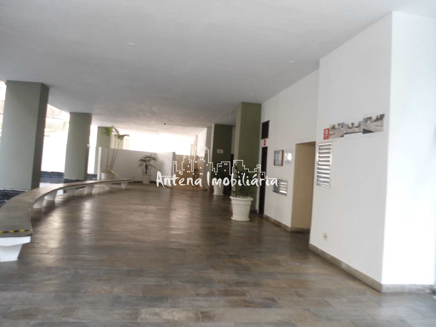 Apartamento à venda com 2 quartos, 100m² - Foto 25