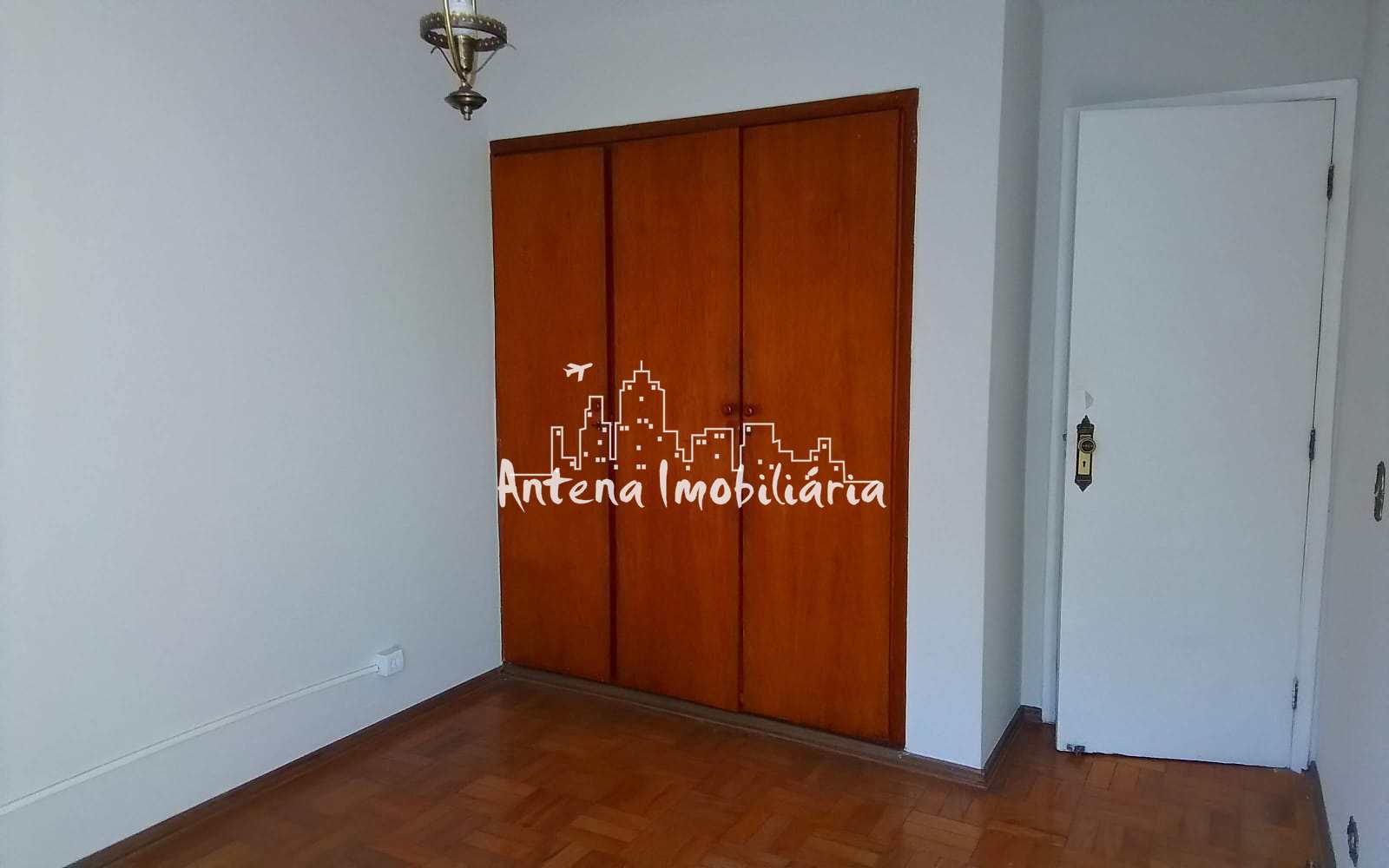 Apartamento à venda com 3 quartos, 137m² - Foto 8