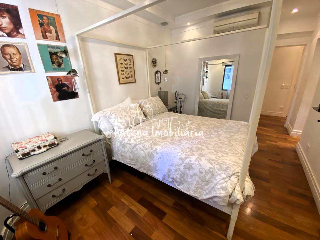 Apartamento à venda com 4 quartos, 250m² - Foto 12