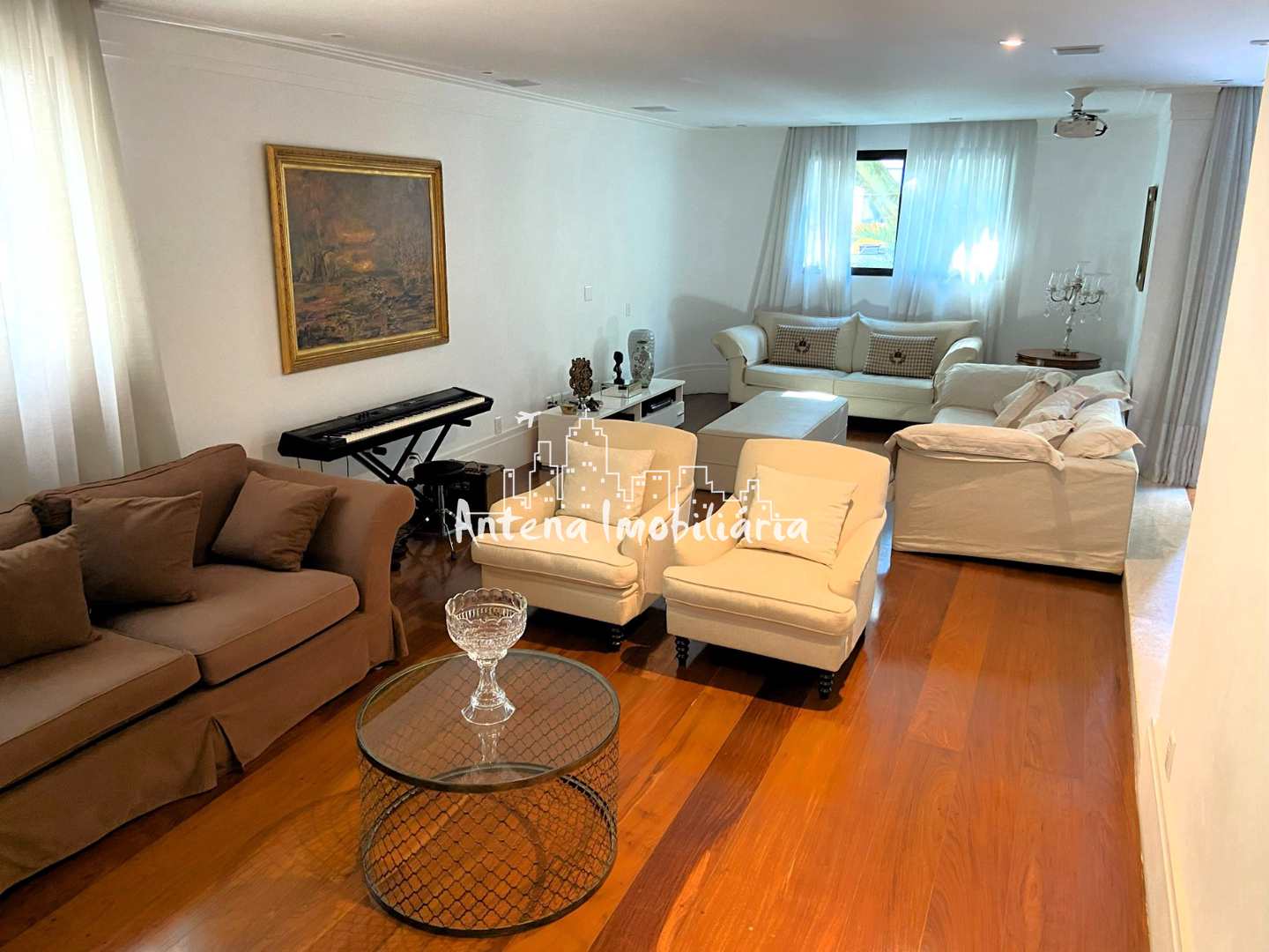 Apartamento à venda com 4 quartos, 250m² - Foto 4