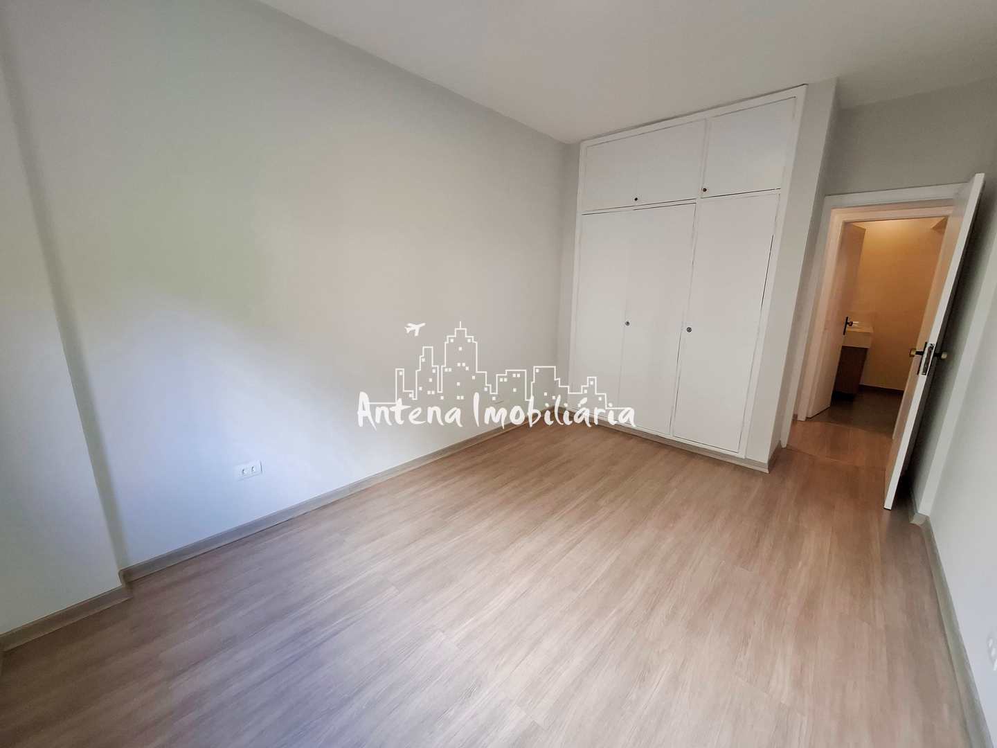 Apartamento à venda com 2 quartos, 127m² - Foto 14