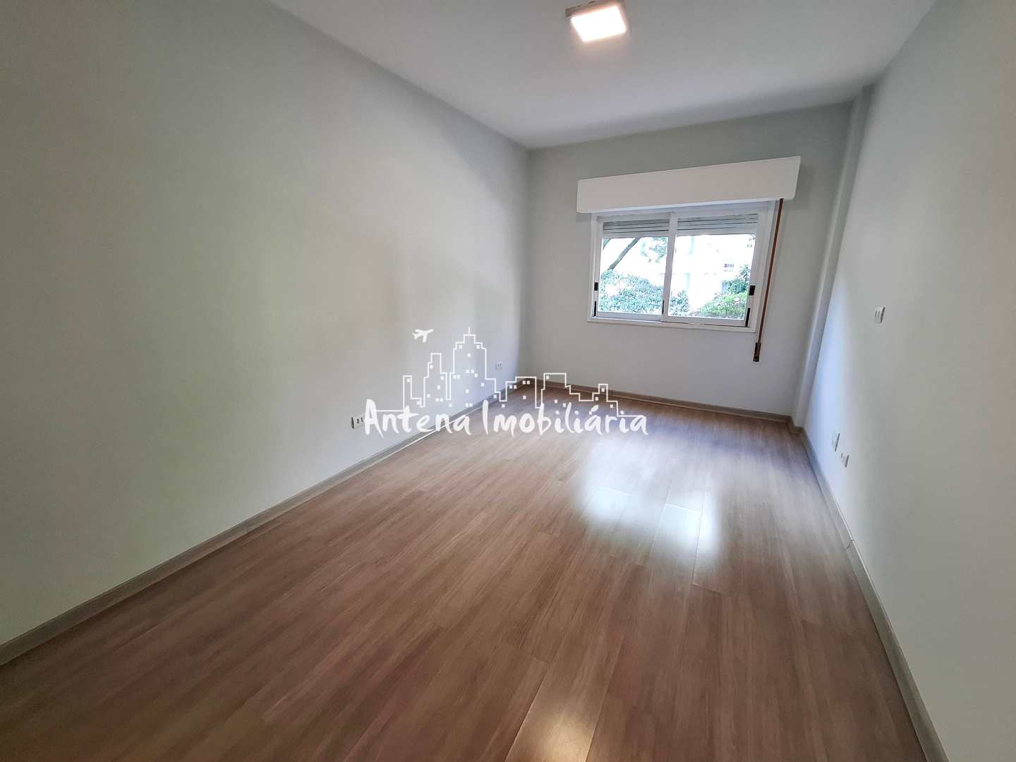 Apartamento à venda com 2 quartos, 127m² - Foto 15