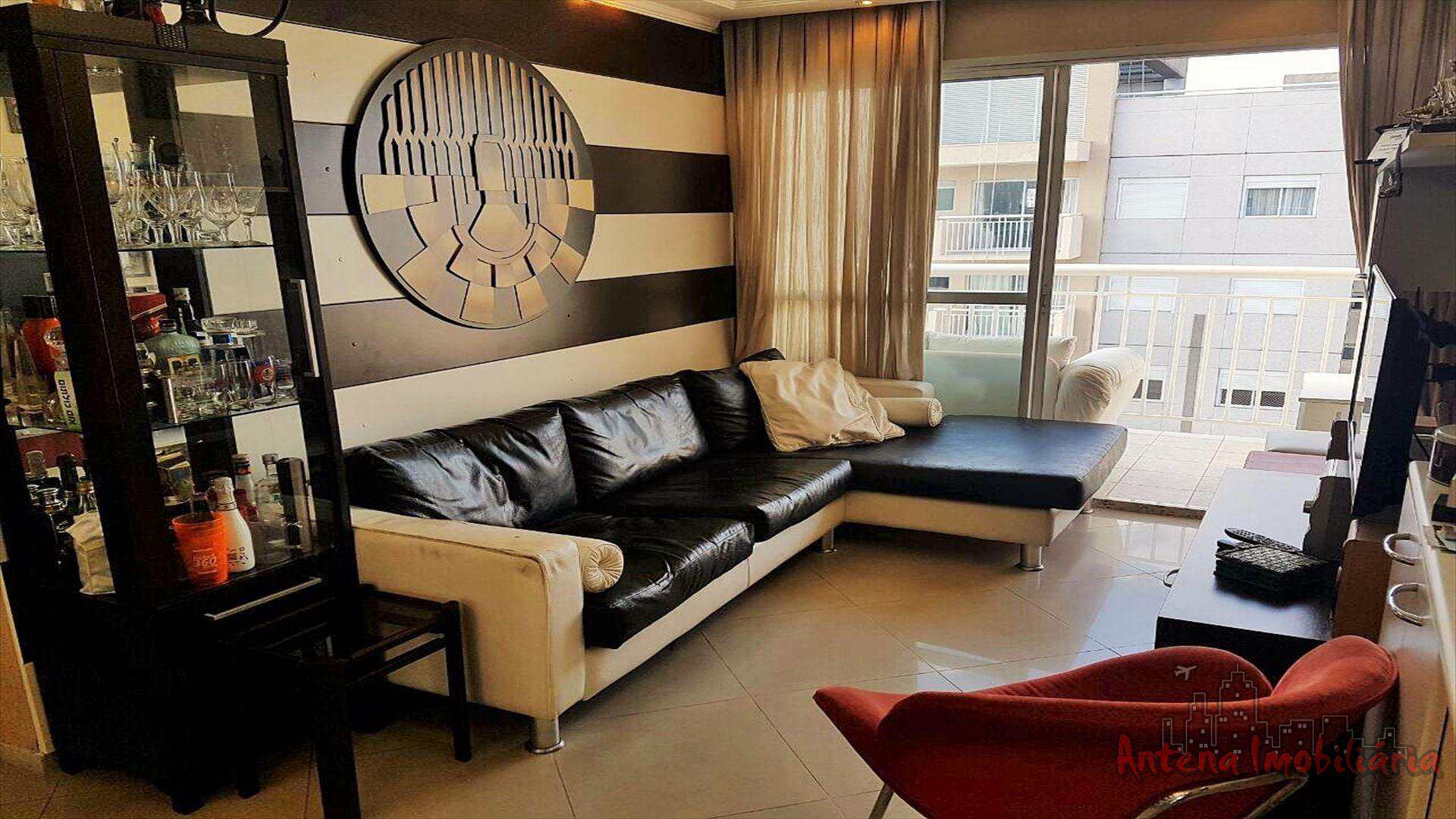 Apartamento à venda com 2 quartos, 65m² - Foto 1