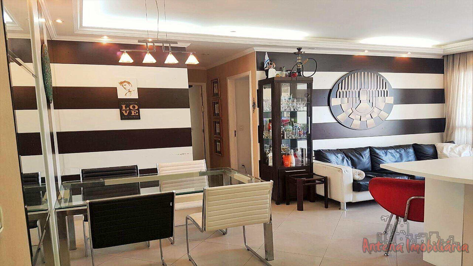 Apartamento à venda com 2 quartos, 65m² - Foto 2