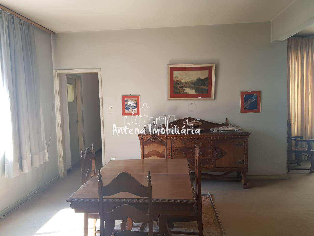 Apartamento à venda com 3 quartos, 150m² - Foto 2