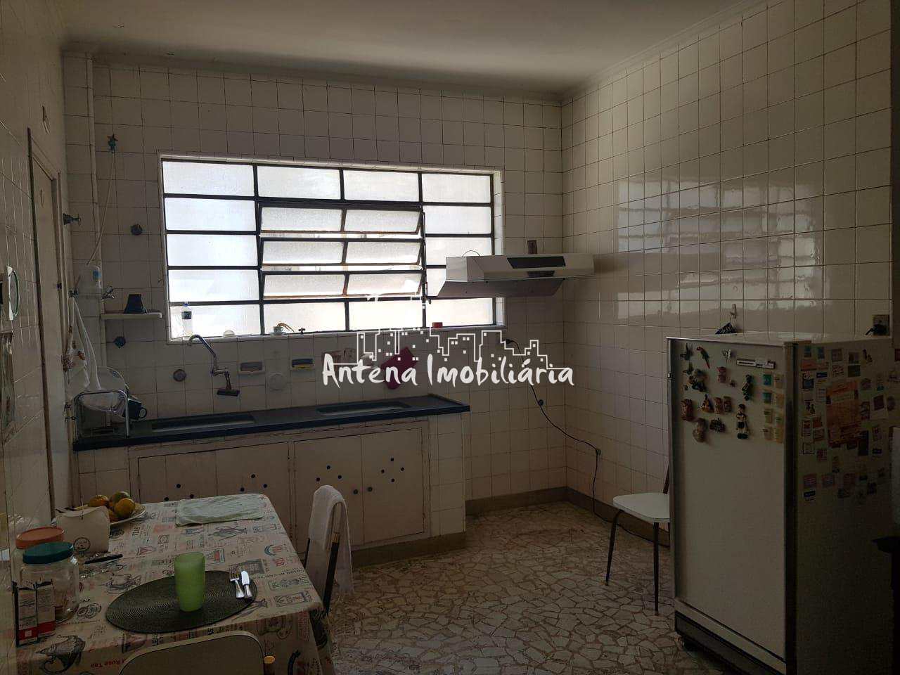 Apartamento à venda com 3 quartos, 150m² - Foto 11