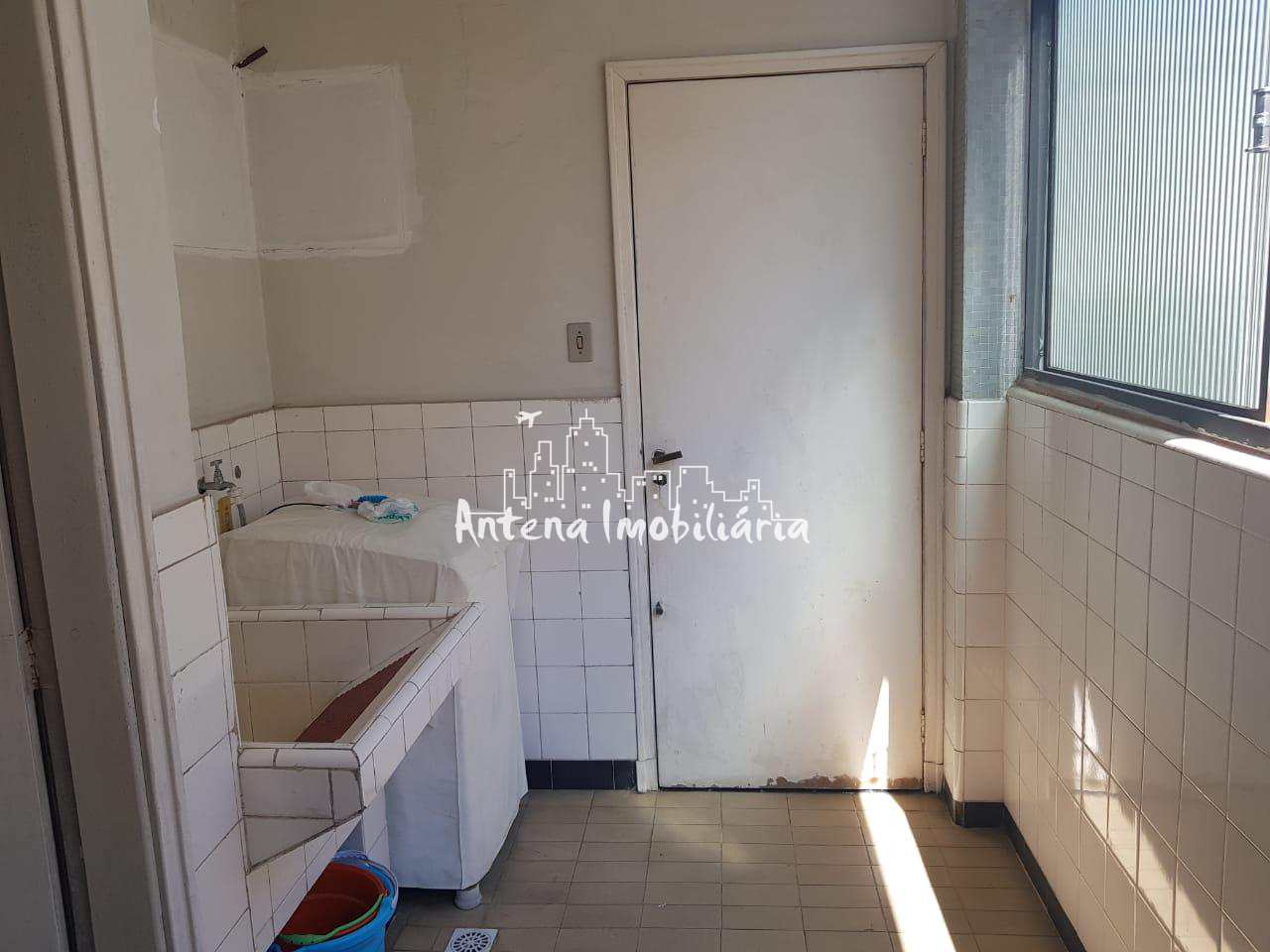 Apartamento à venda com 3 quartos, 150m² - Foto 12