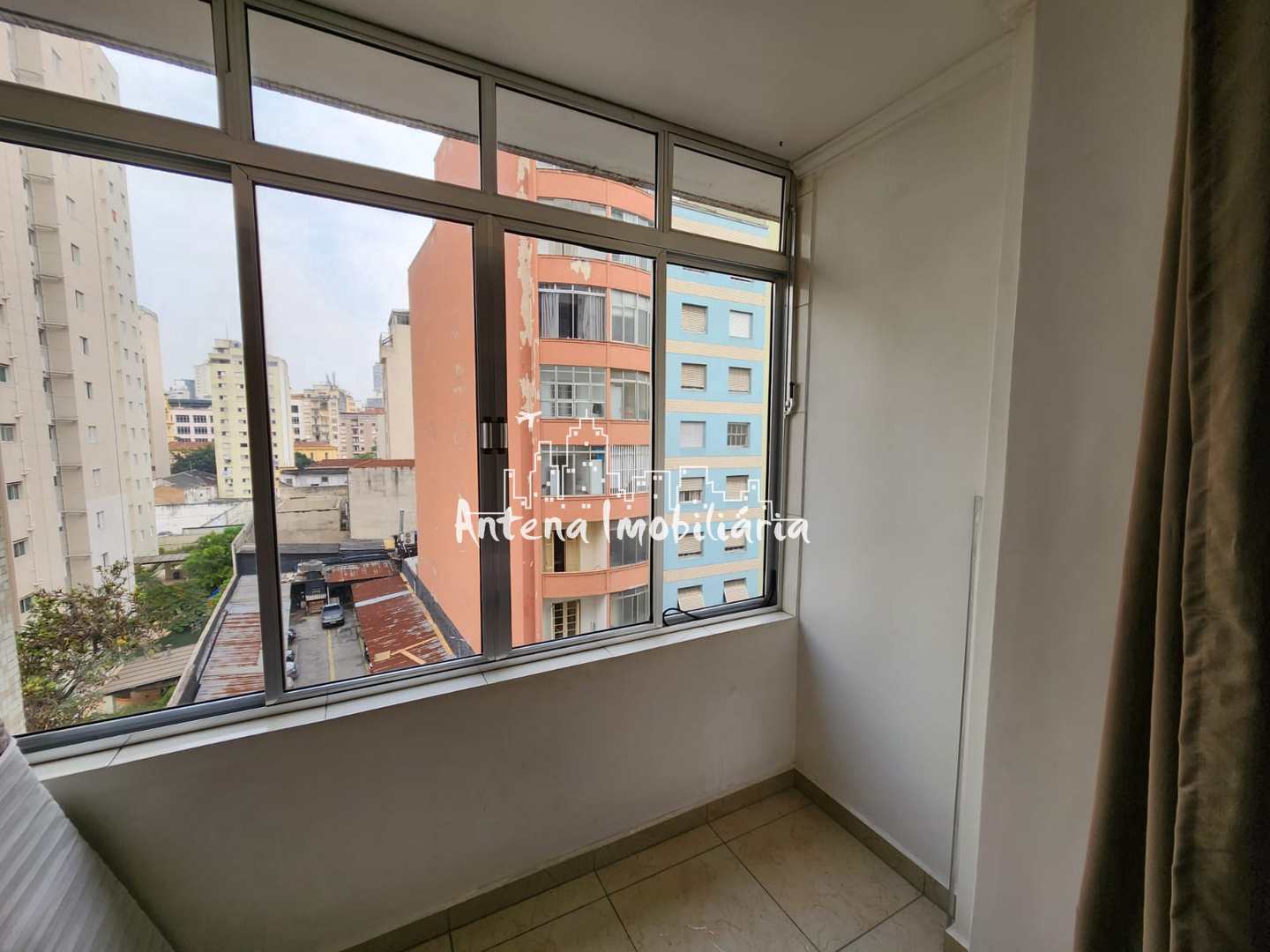 Apartamento à venda com 2 quartos, 70m² - Foto 5