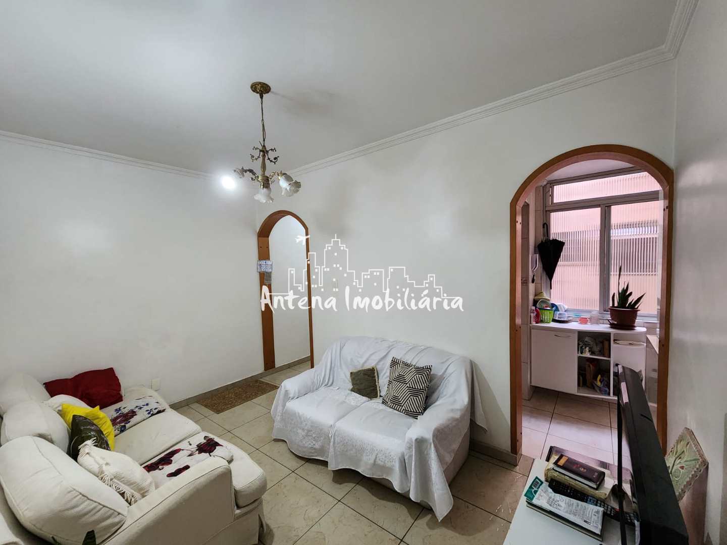 Apartamento à venda com 2 quartos, 70m² - Foto 1