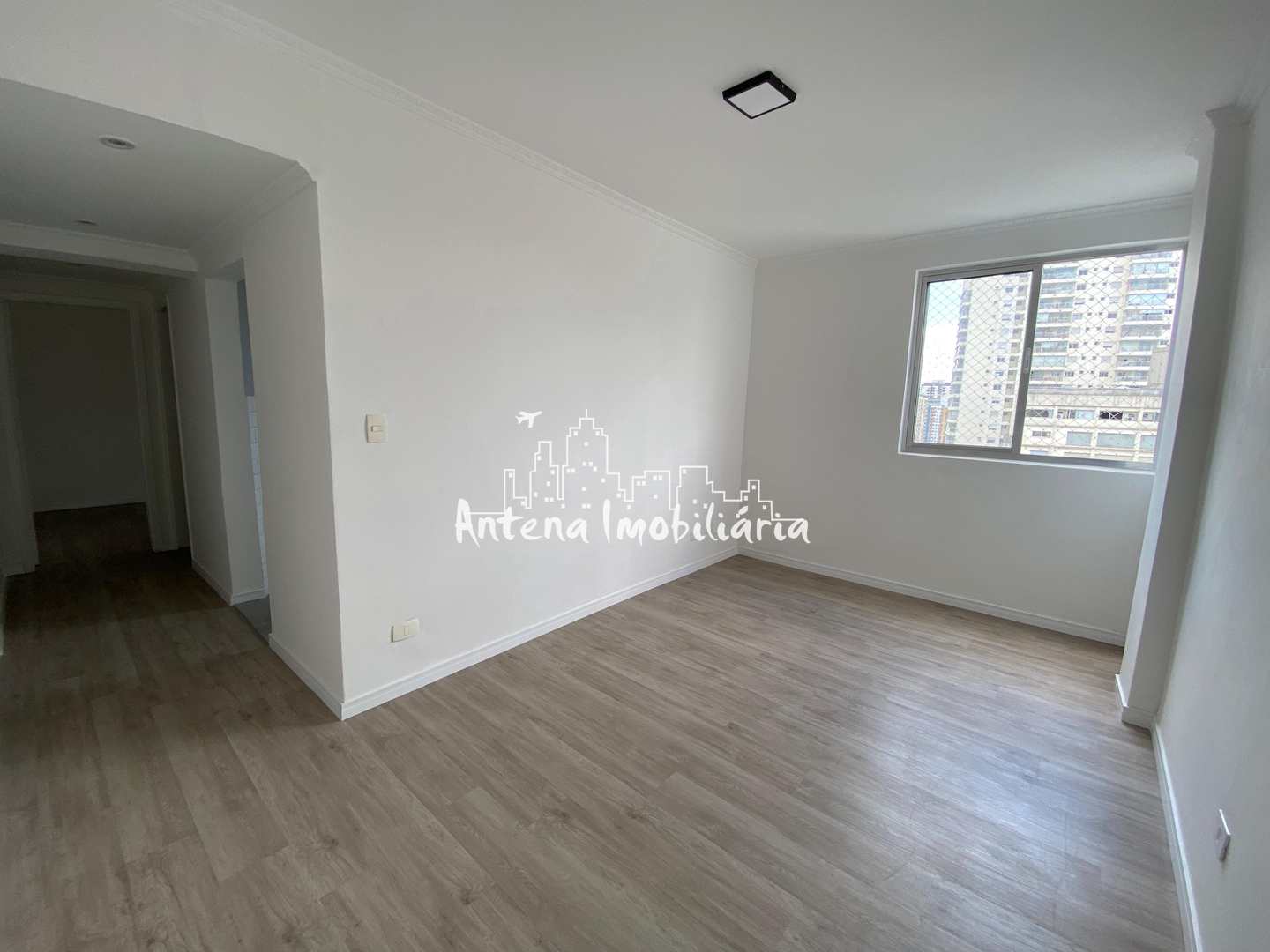 Apartamento para alugar com 1 quarto, 59m² - Foto 1